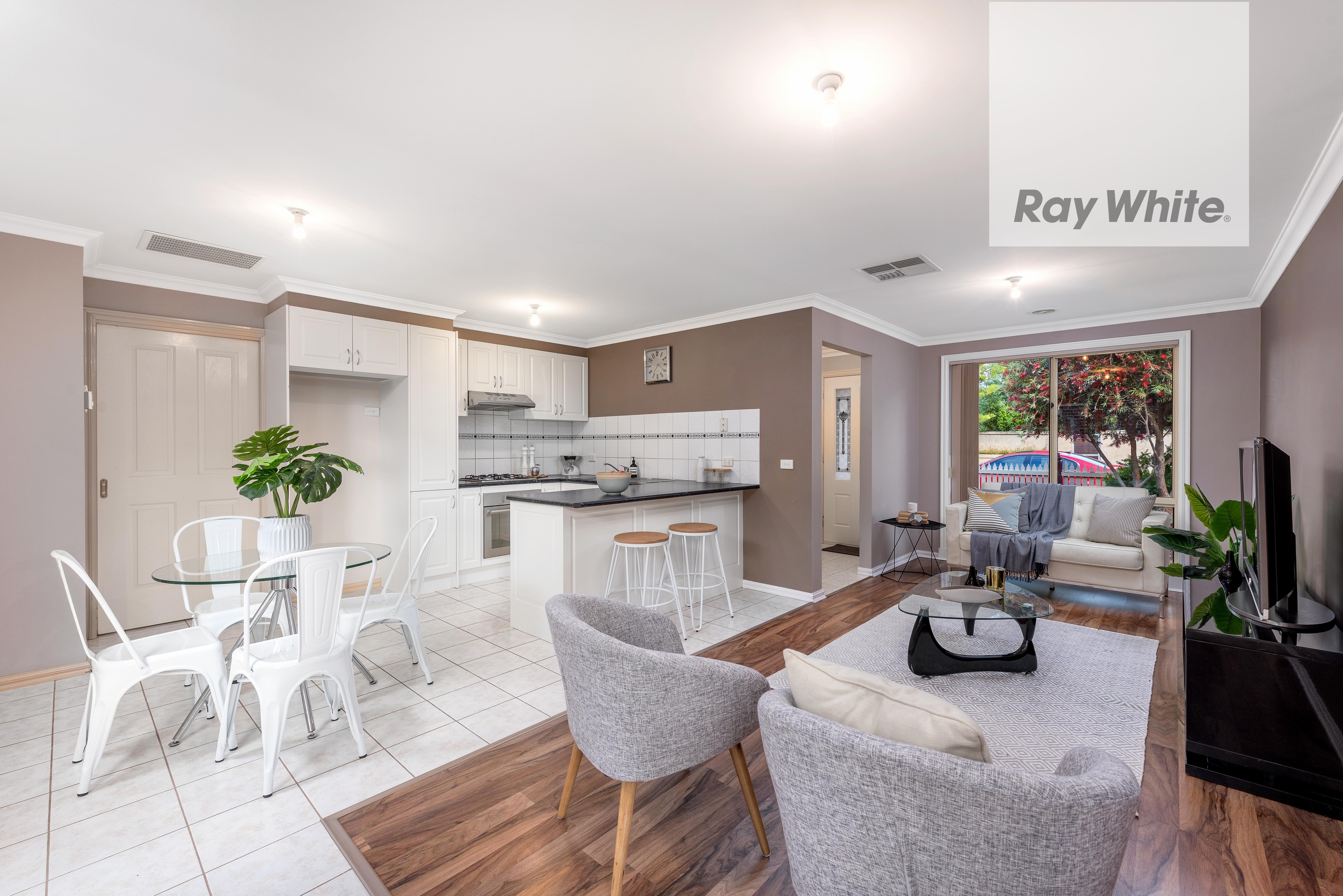 9 Conifer Close, Mill Park, VIC 3082