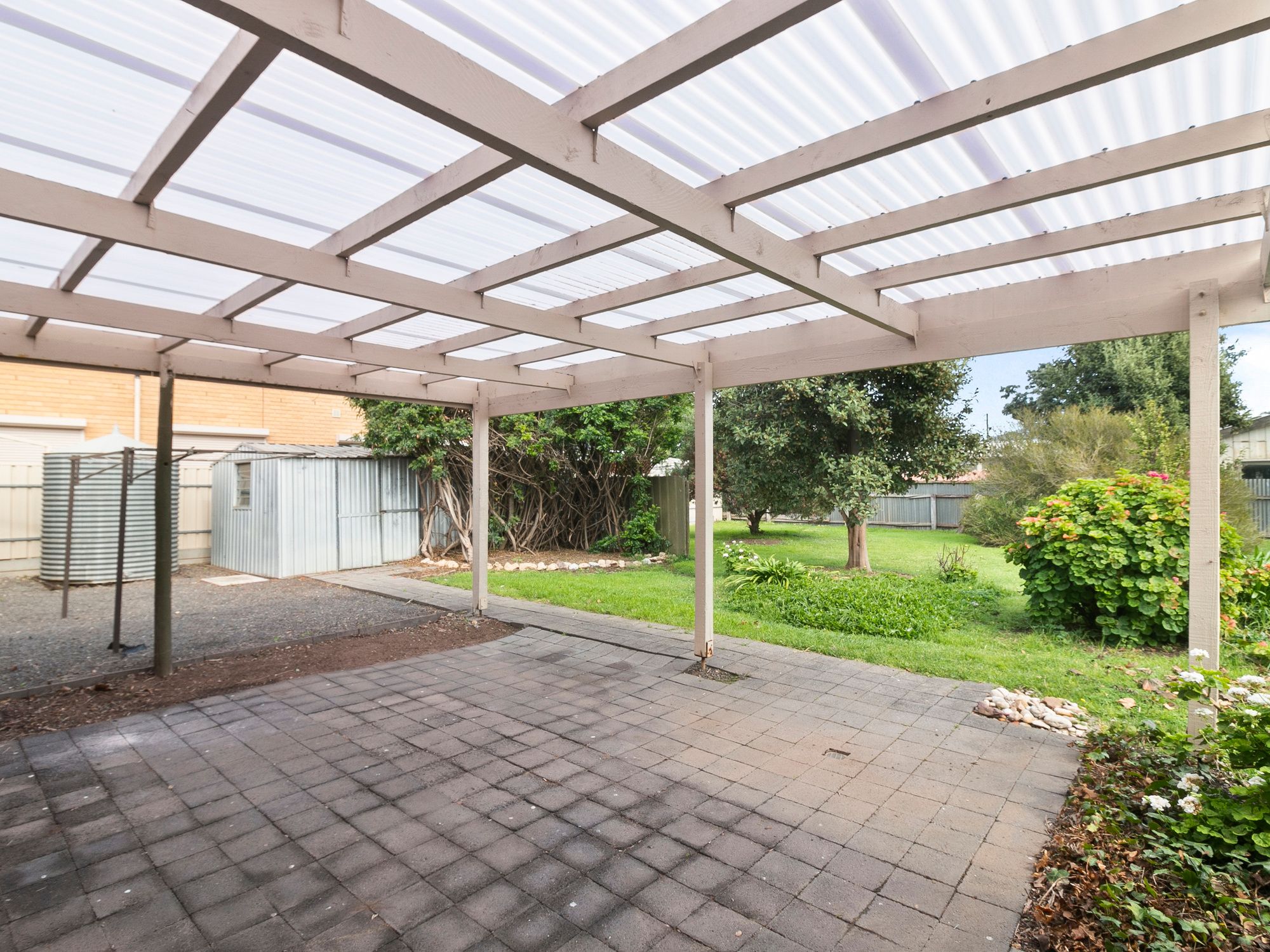 5 Perth Street — photo 11 of 12