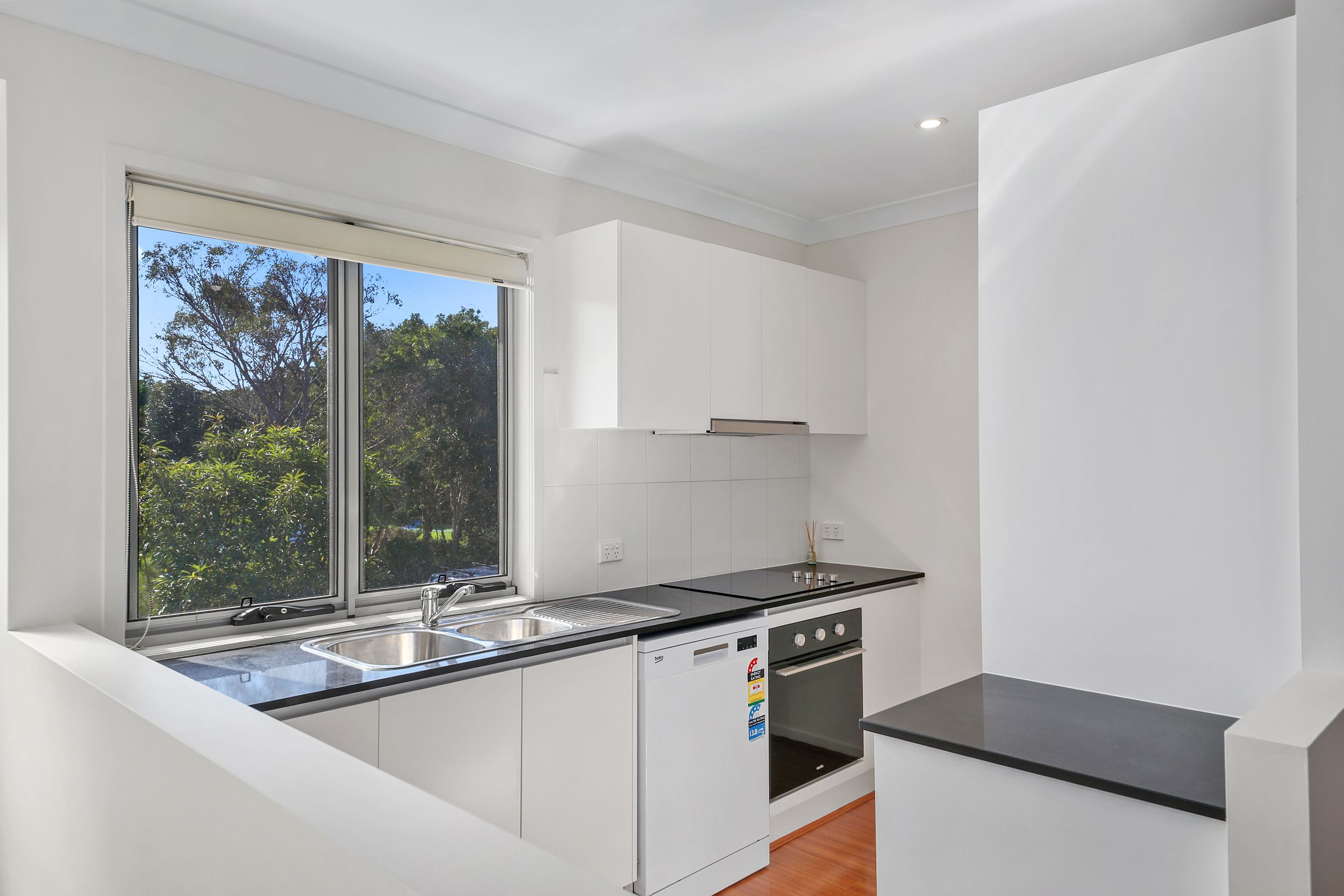 10 Indigo Road — photo 5 of 14