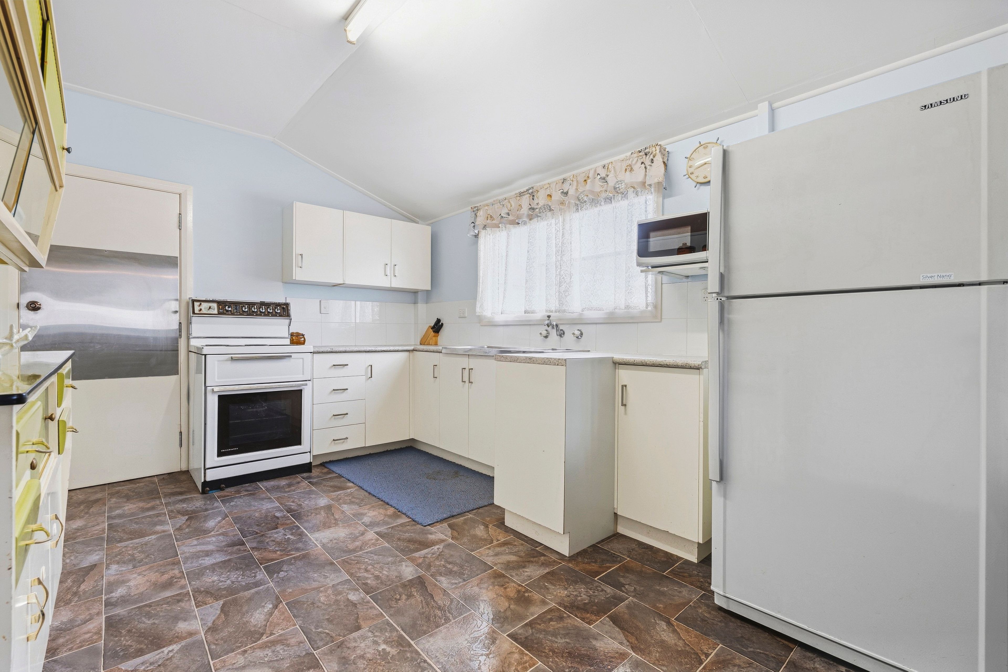 30 Trout Road — photo 14 of 24