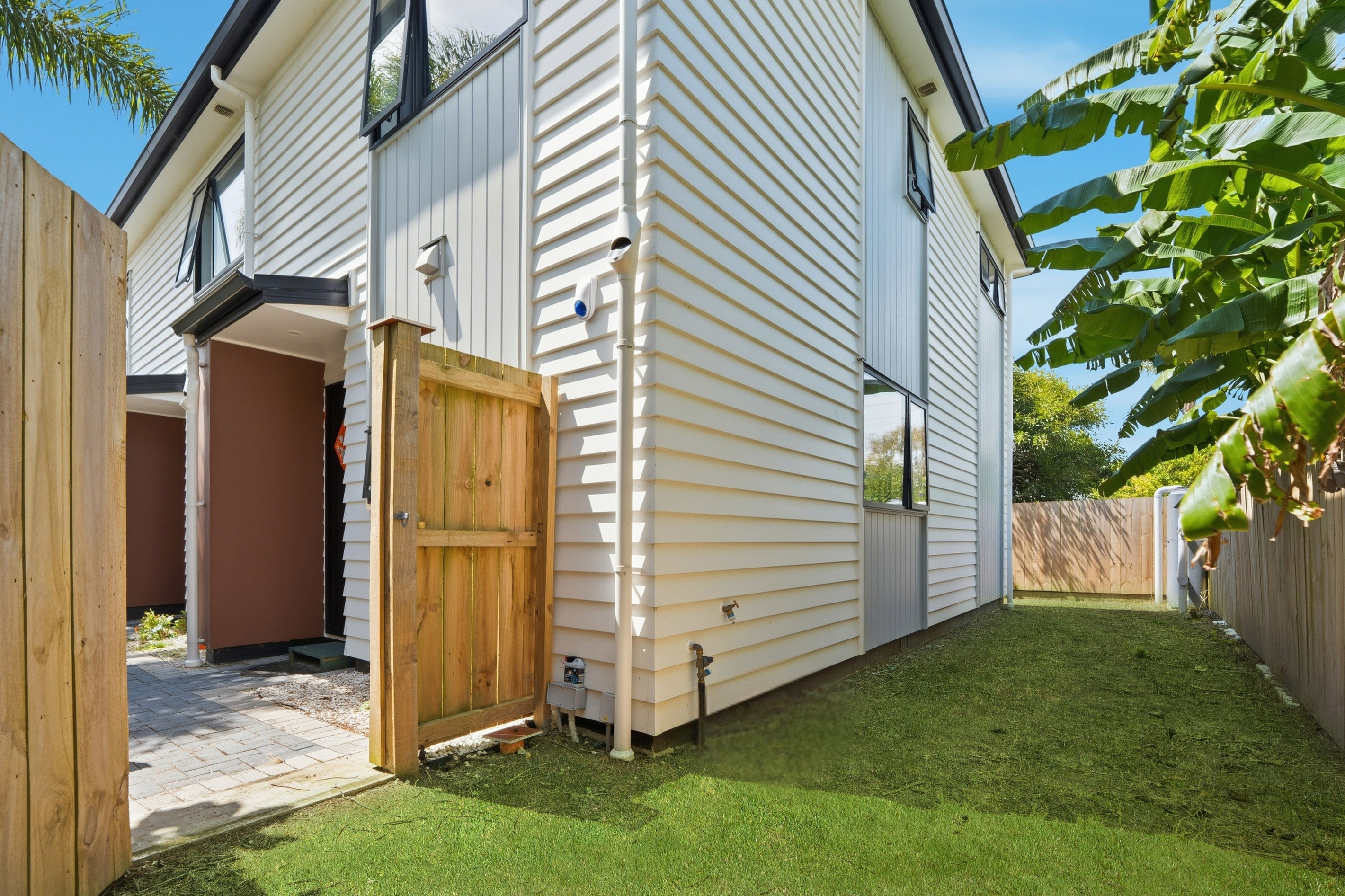 7/3 Royal View Road, Te Atatu South, Waitakere City