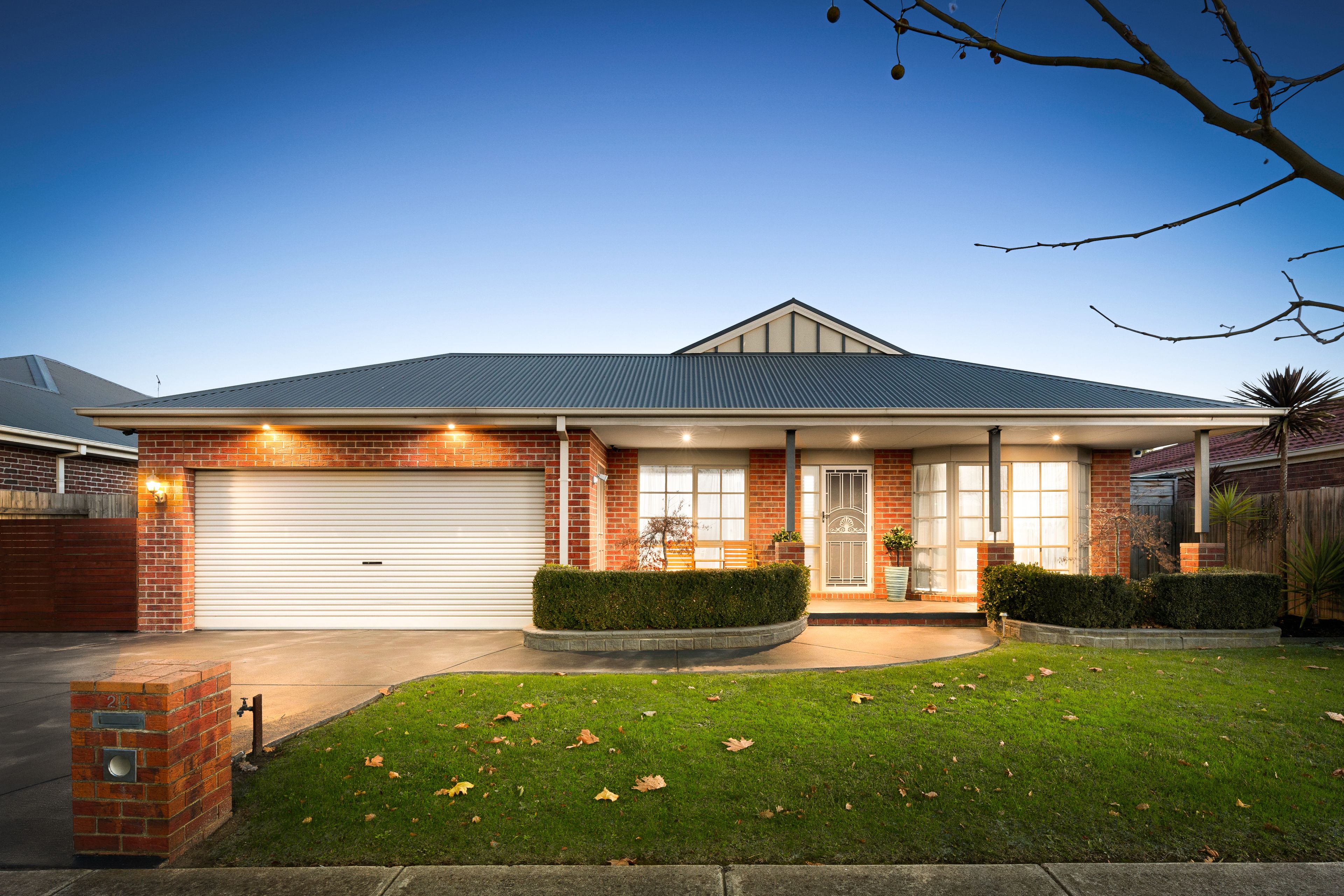 24 Park Boulevard, Pakenham VIC 3810