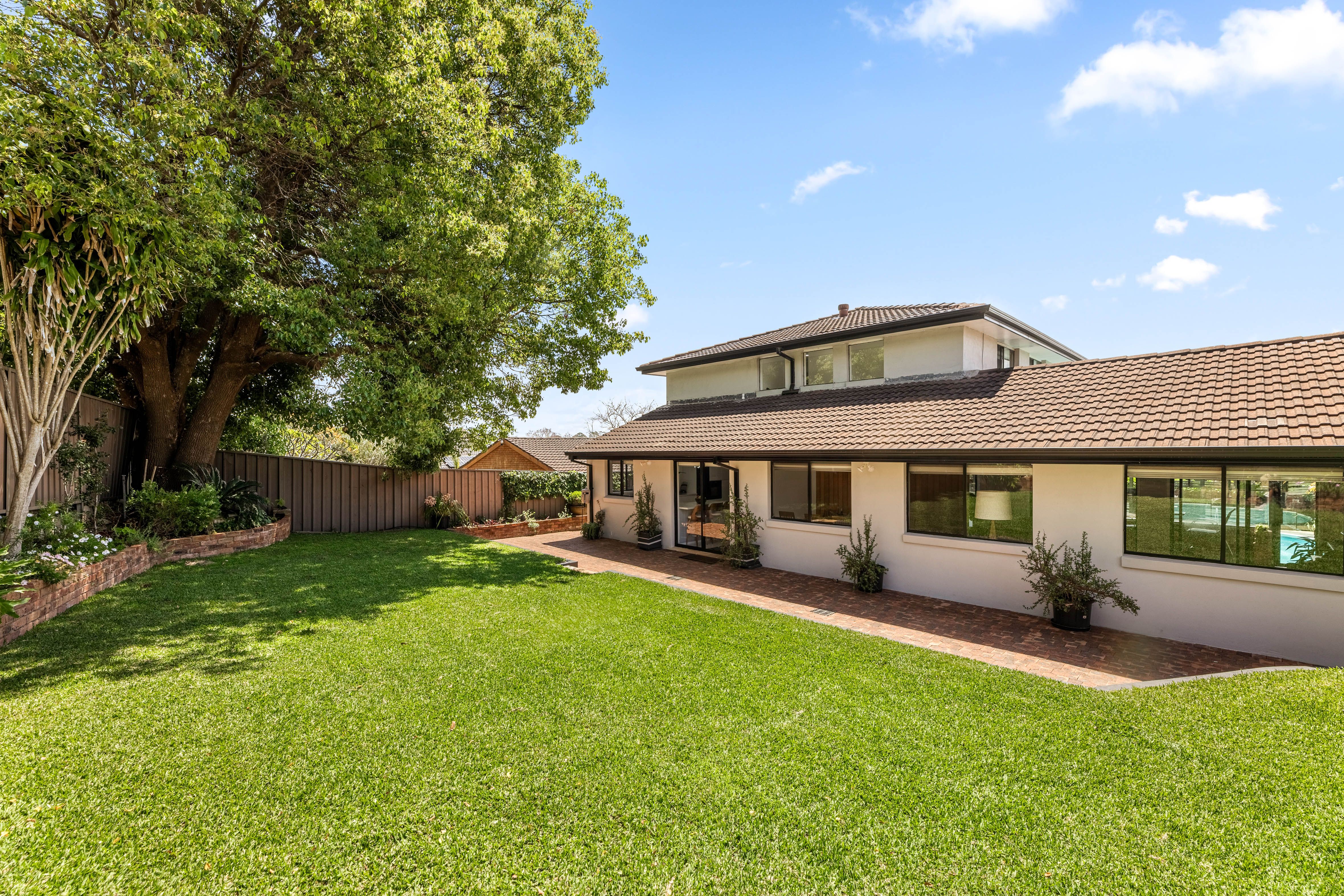 10 Yuluma Close — photo 3 of 20