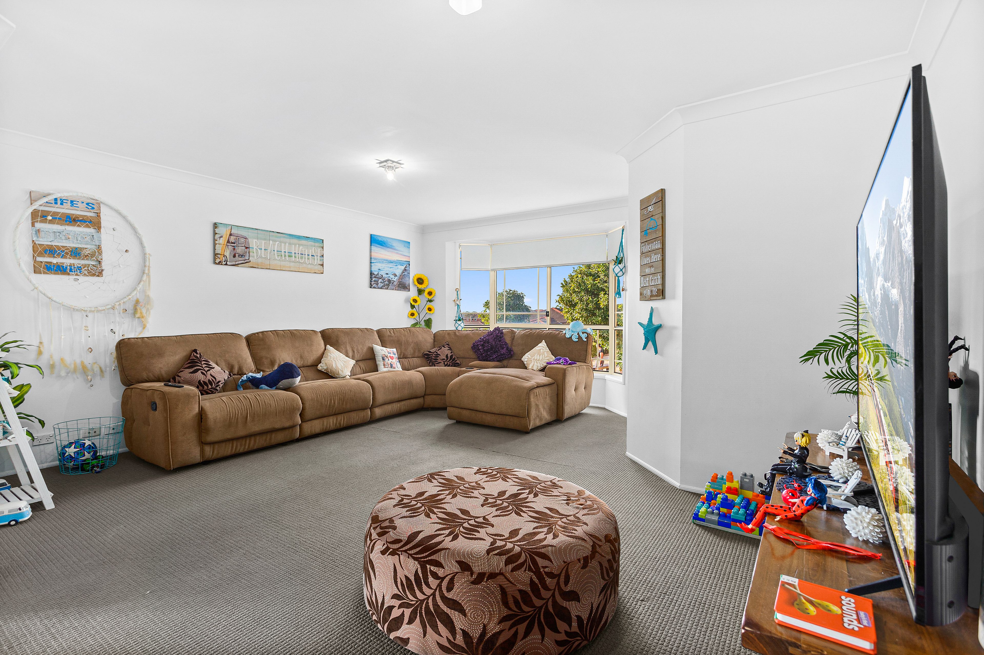 24 Eucumbene Avenue, Flinders, NSW 2529