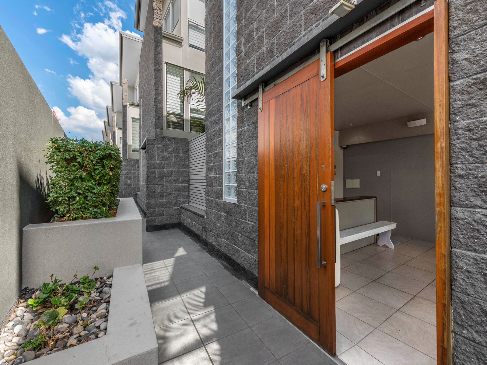 1/15 Halford Street, Newstead, QLD 4006