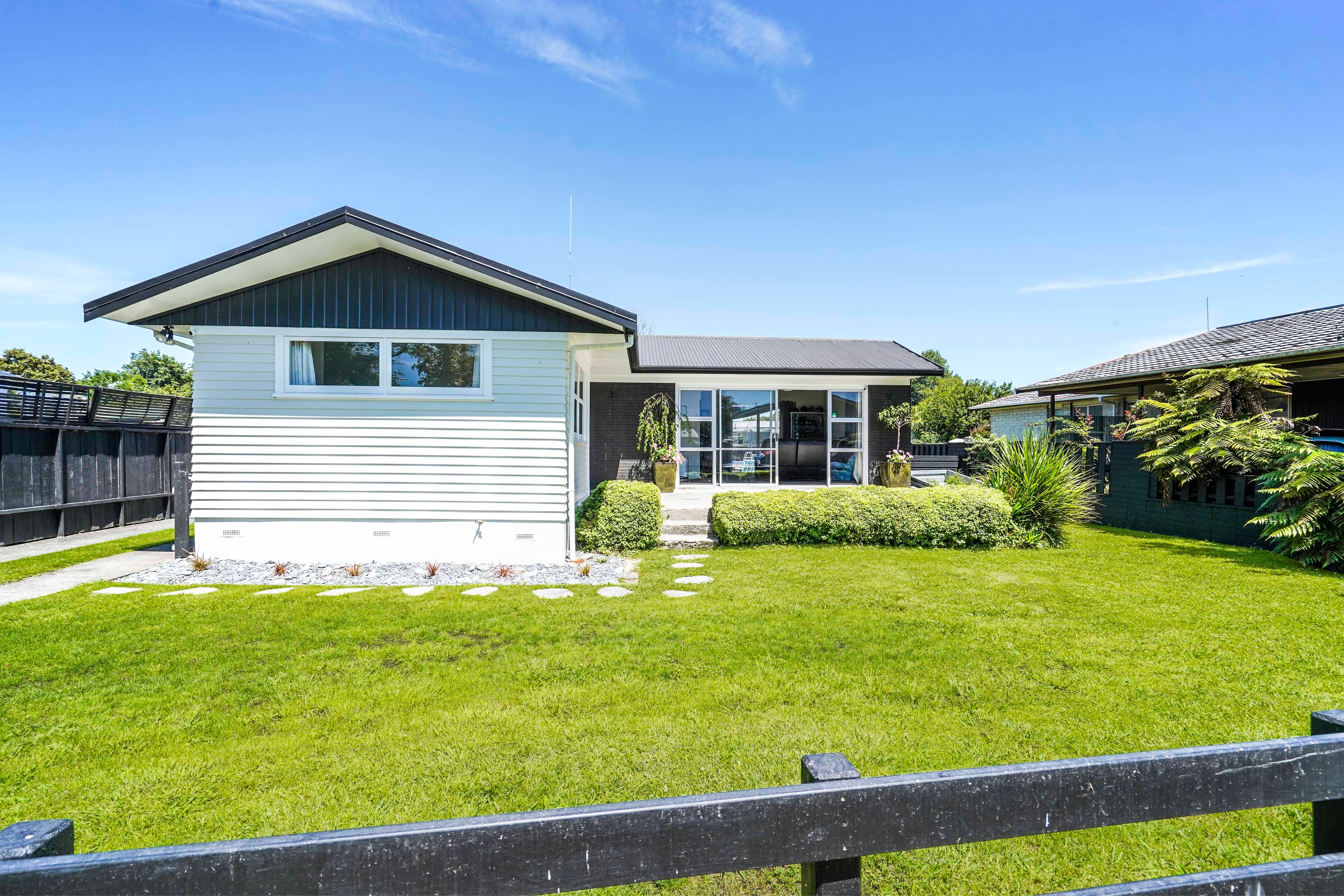 11 Marion Place, Deanwell, Hamilton City