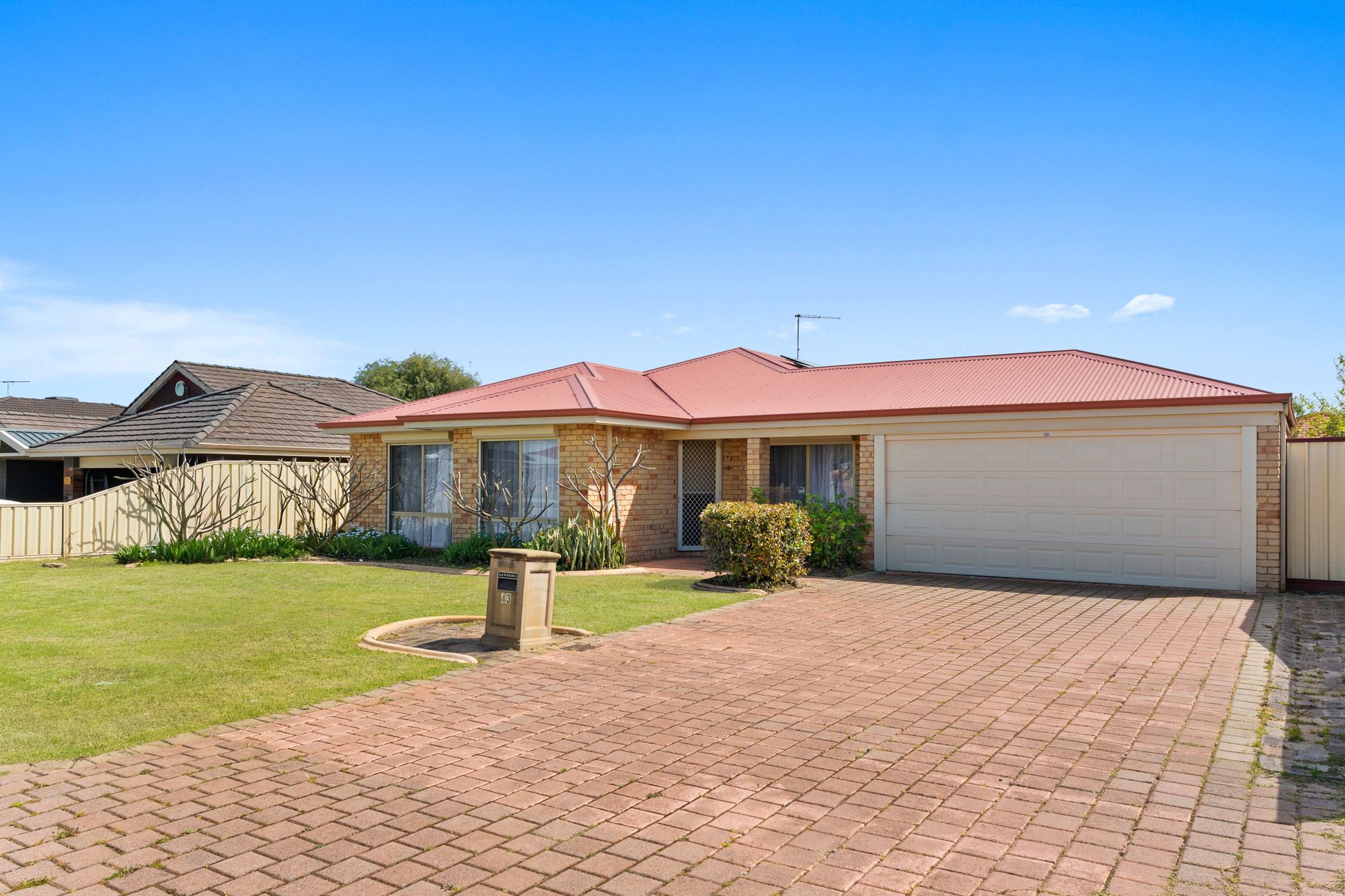 43 Mornington Boulevard, Waikiki, WA 6169