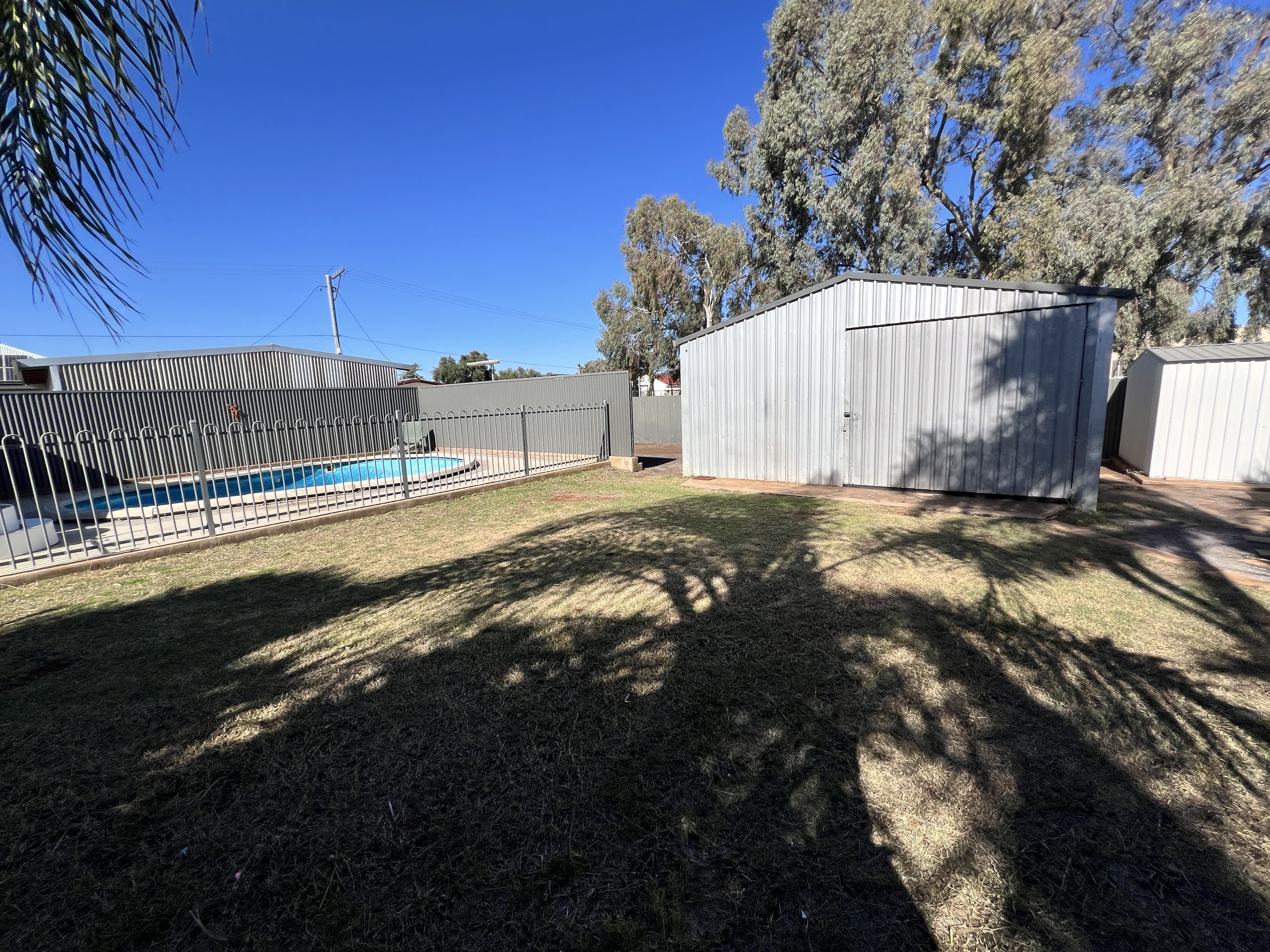 189 Harvy Street — photo 10 of 14