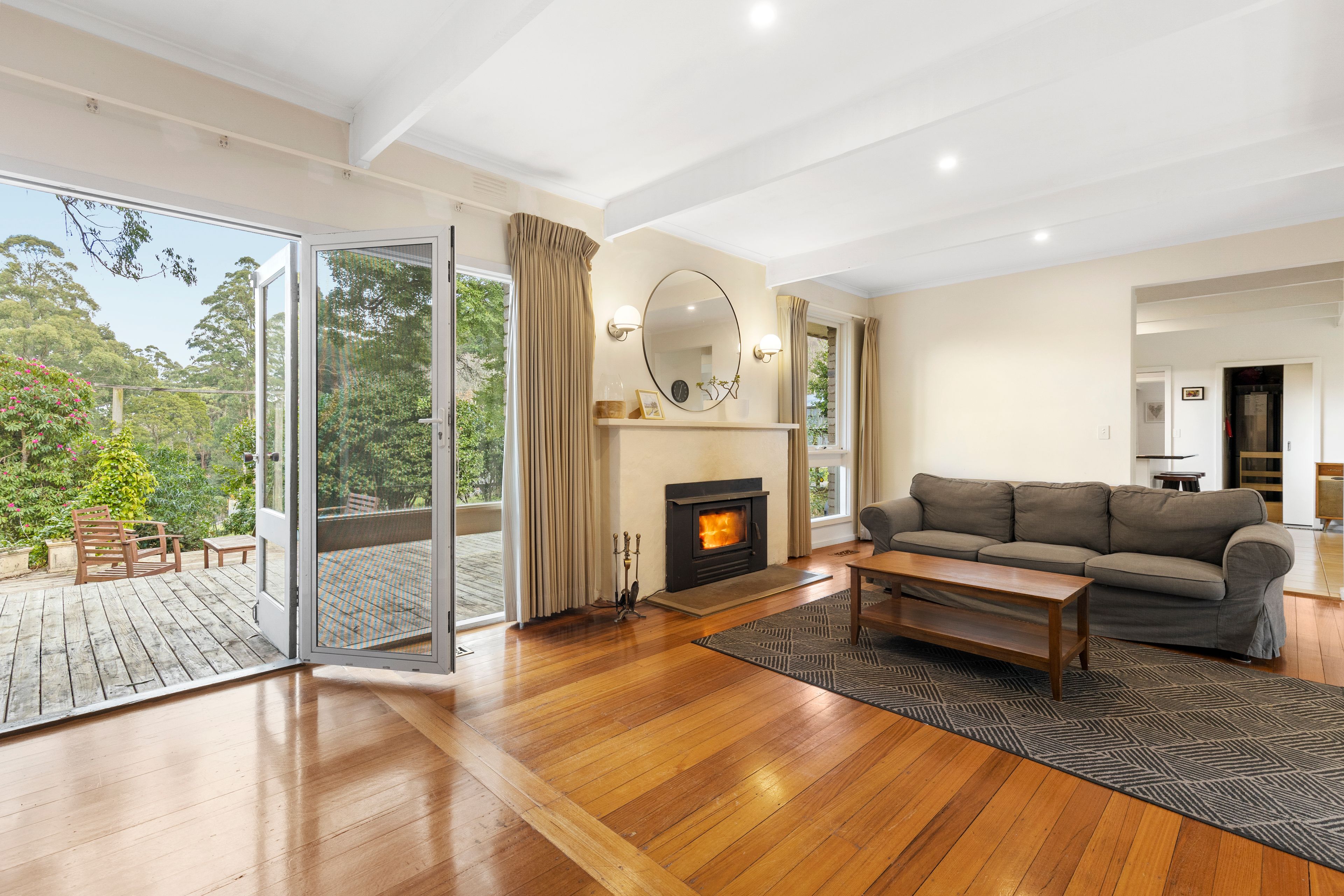 8-10 Bonnie View Road, Mount Dandenong, VIC 3767