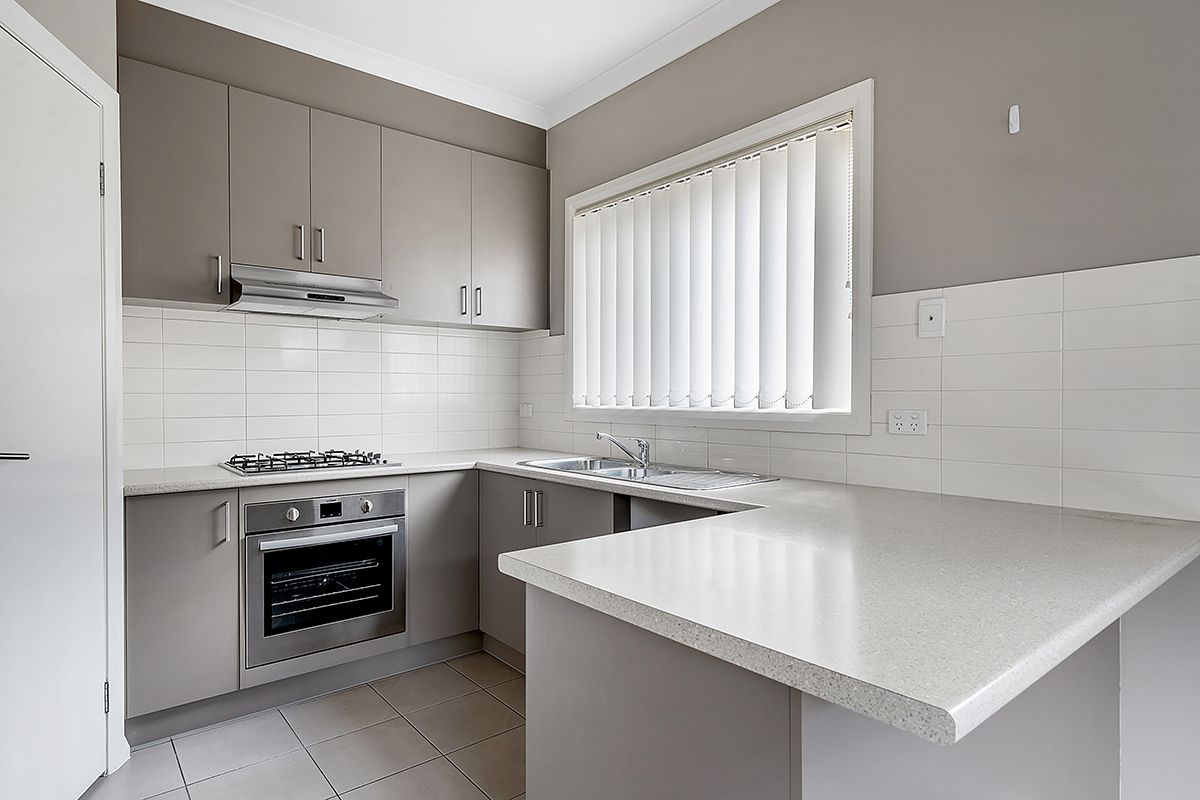 15 Jirrahlinga Terrace, Craigieburn, VIC 3064