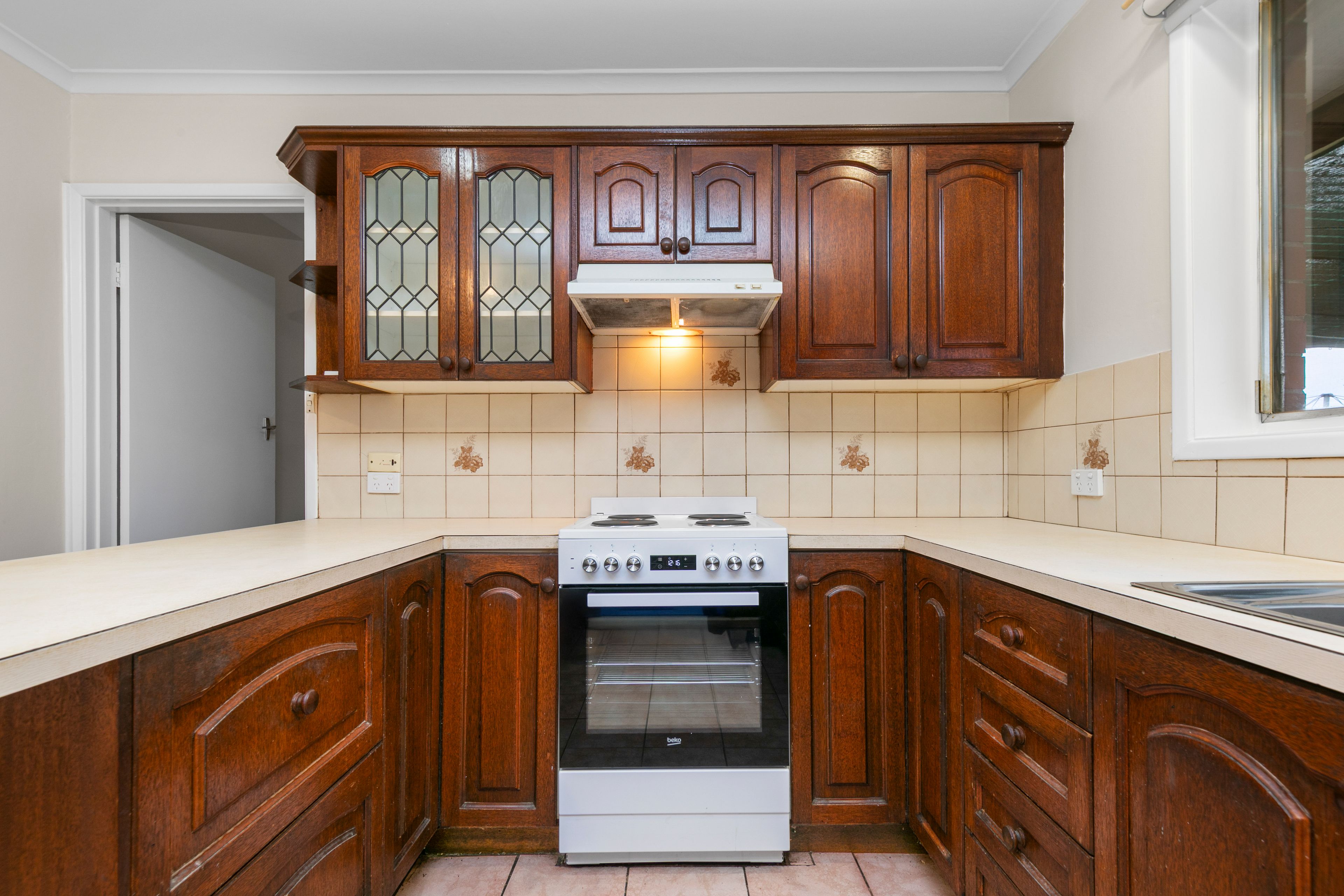 22 Darebin Drive — photo 8 of 11