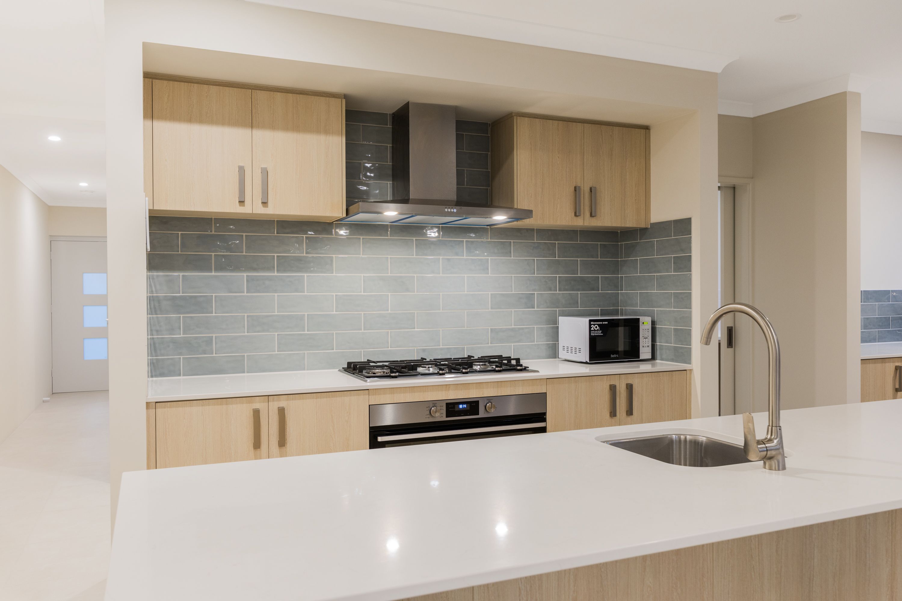 37 Neilson Street — photo 8 of 27