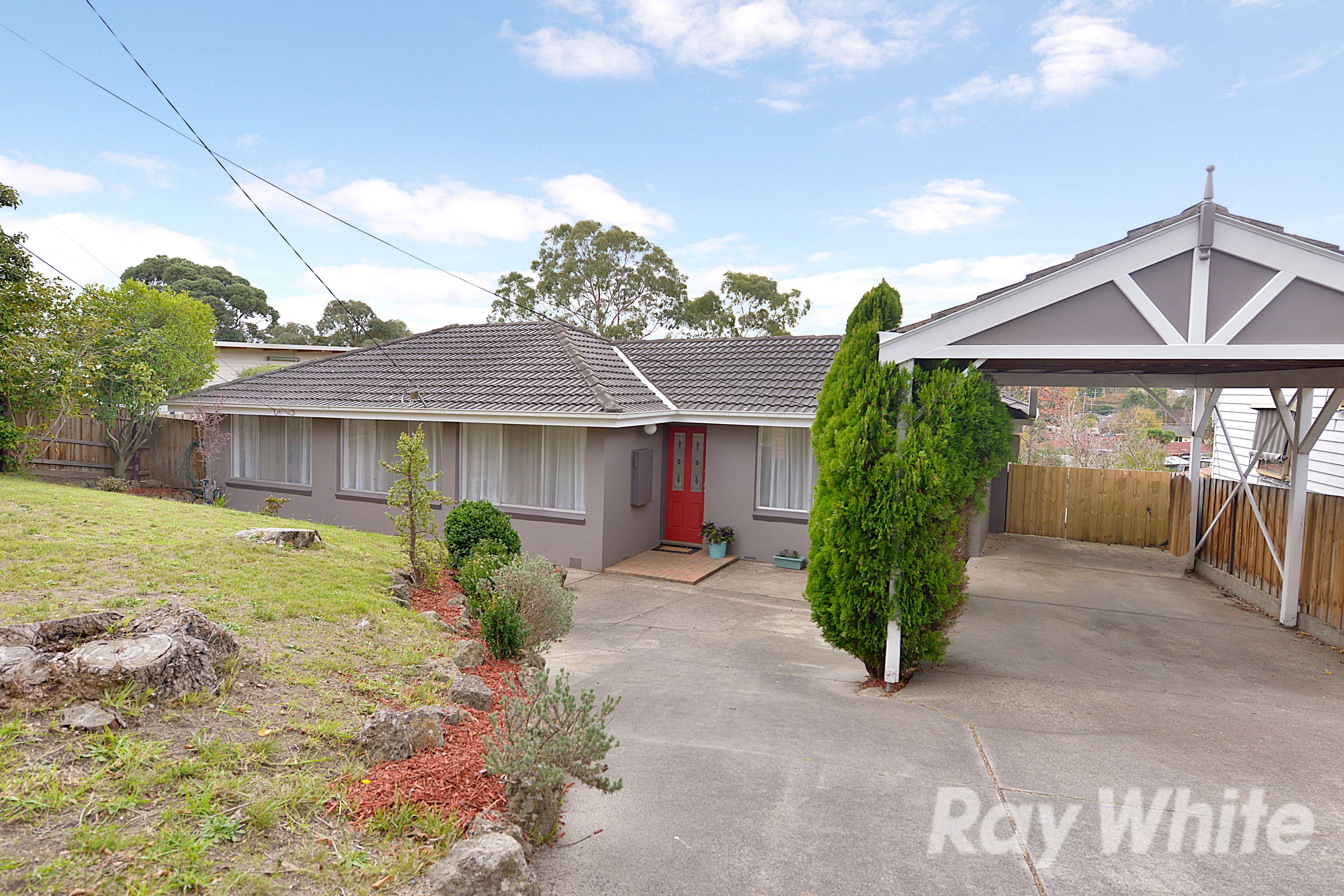 28 Blackwood Park Road, Ferntree Gully, VIC 3156