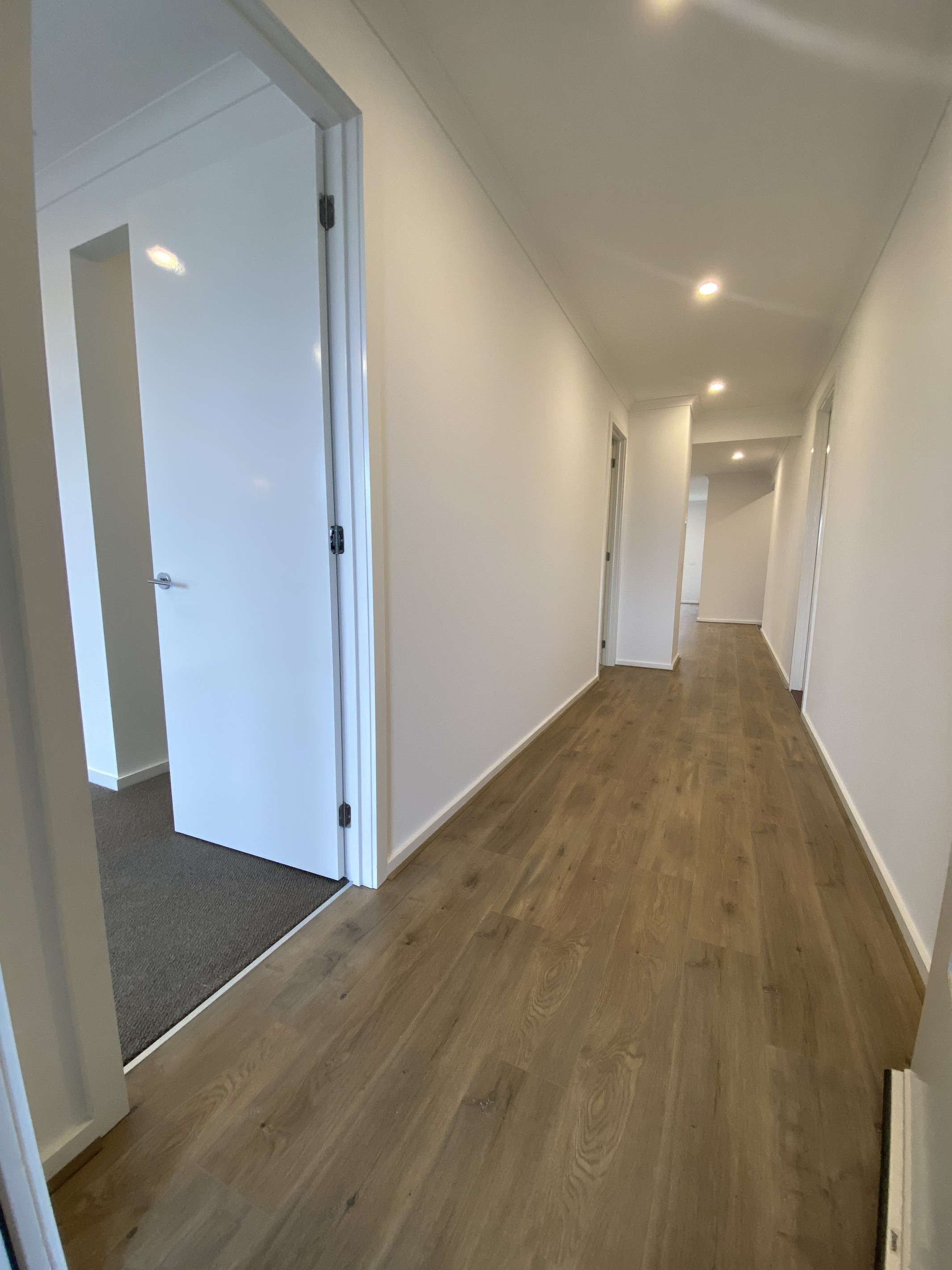 27 Alderley Crescent, DEANSIDE, VIC 3336