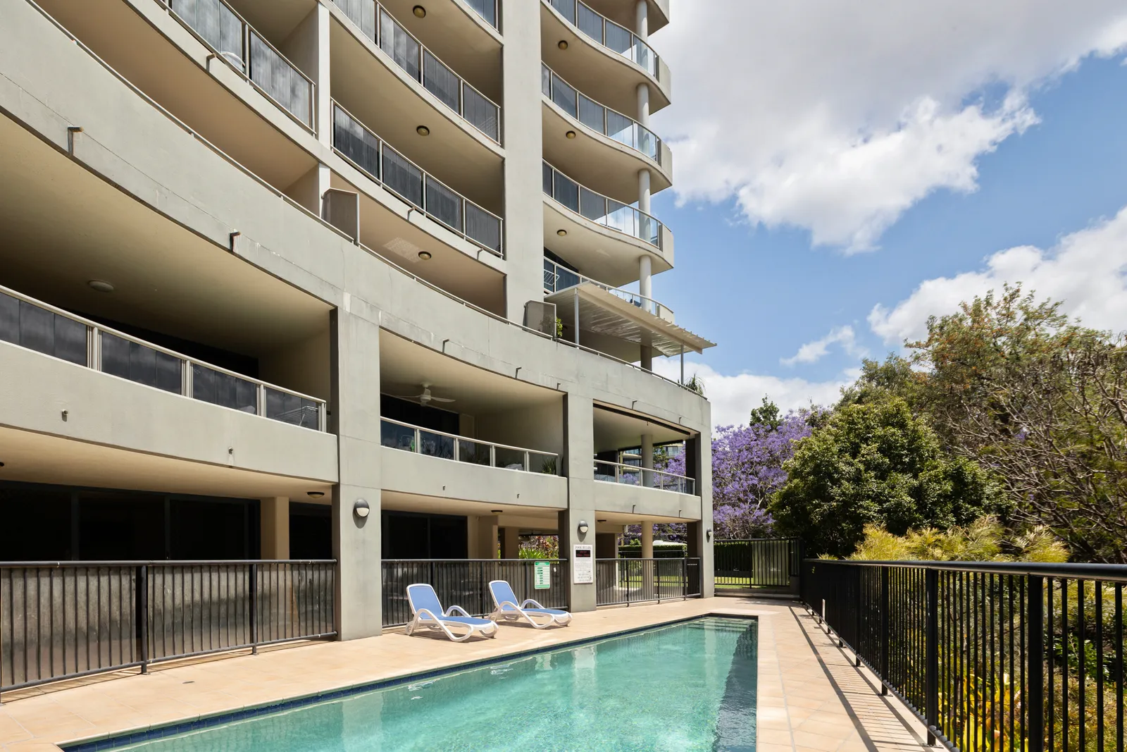 904/21 Patrick Lane, Toowong