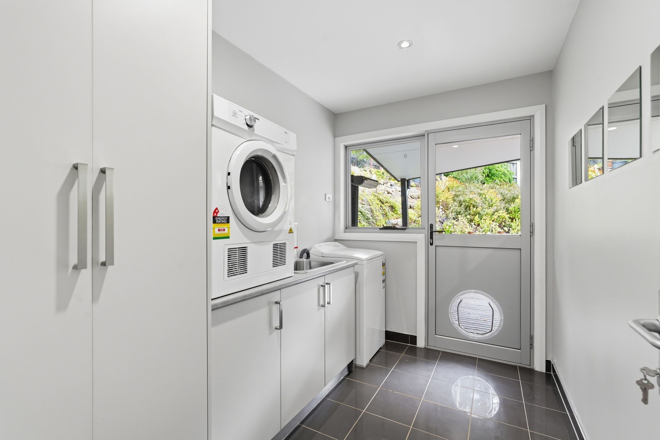 2 Correa Place — photo 16 of 24