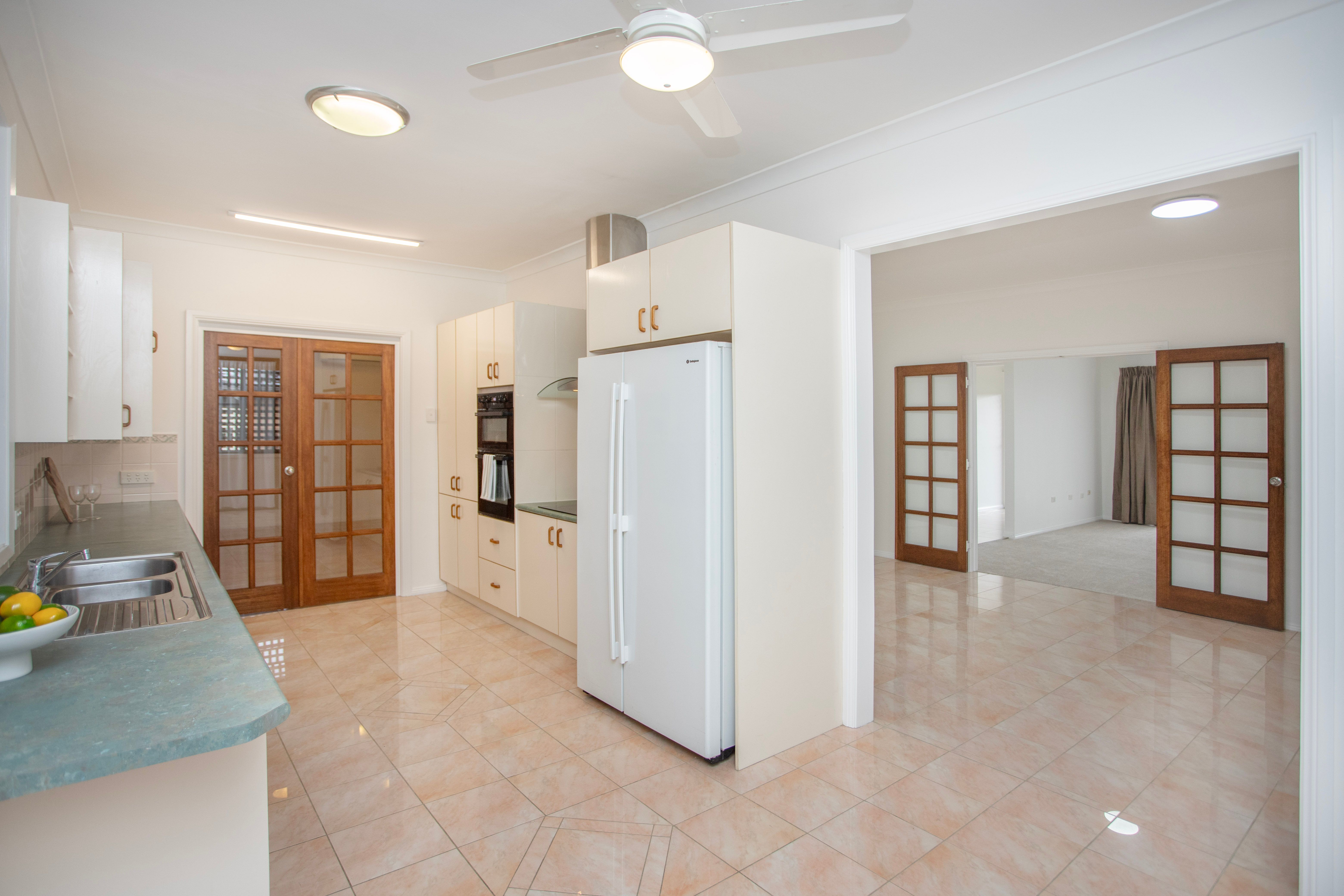 37 Dugdale Avenue — photo 10 of 30