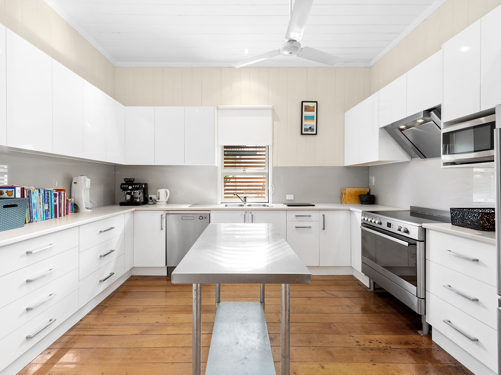 16 Allen Street, Corinda, QLD 4075