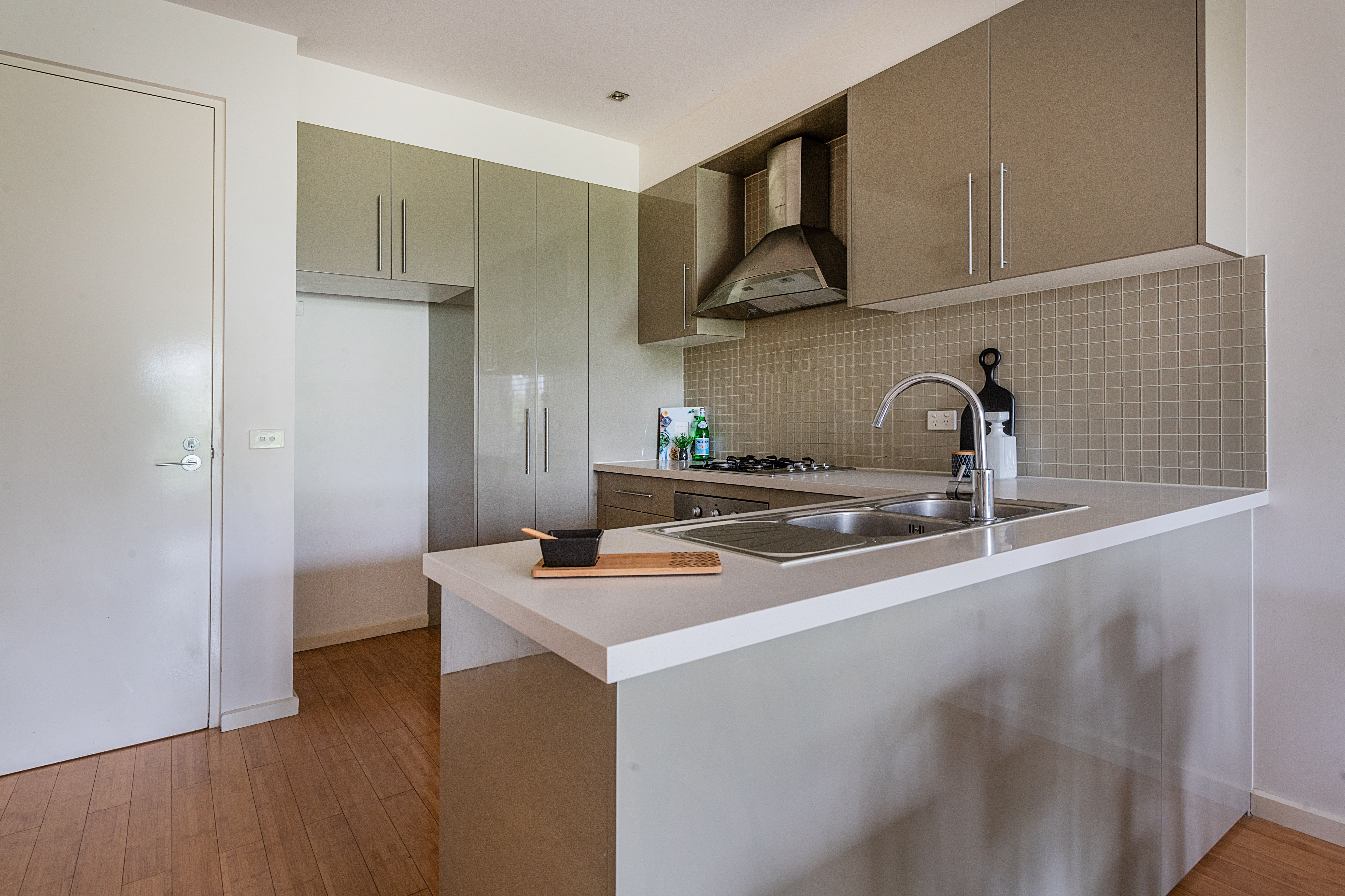 6/50 Poath Road, Hughesdale, VIC 3166