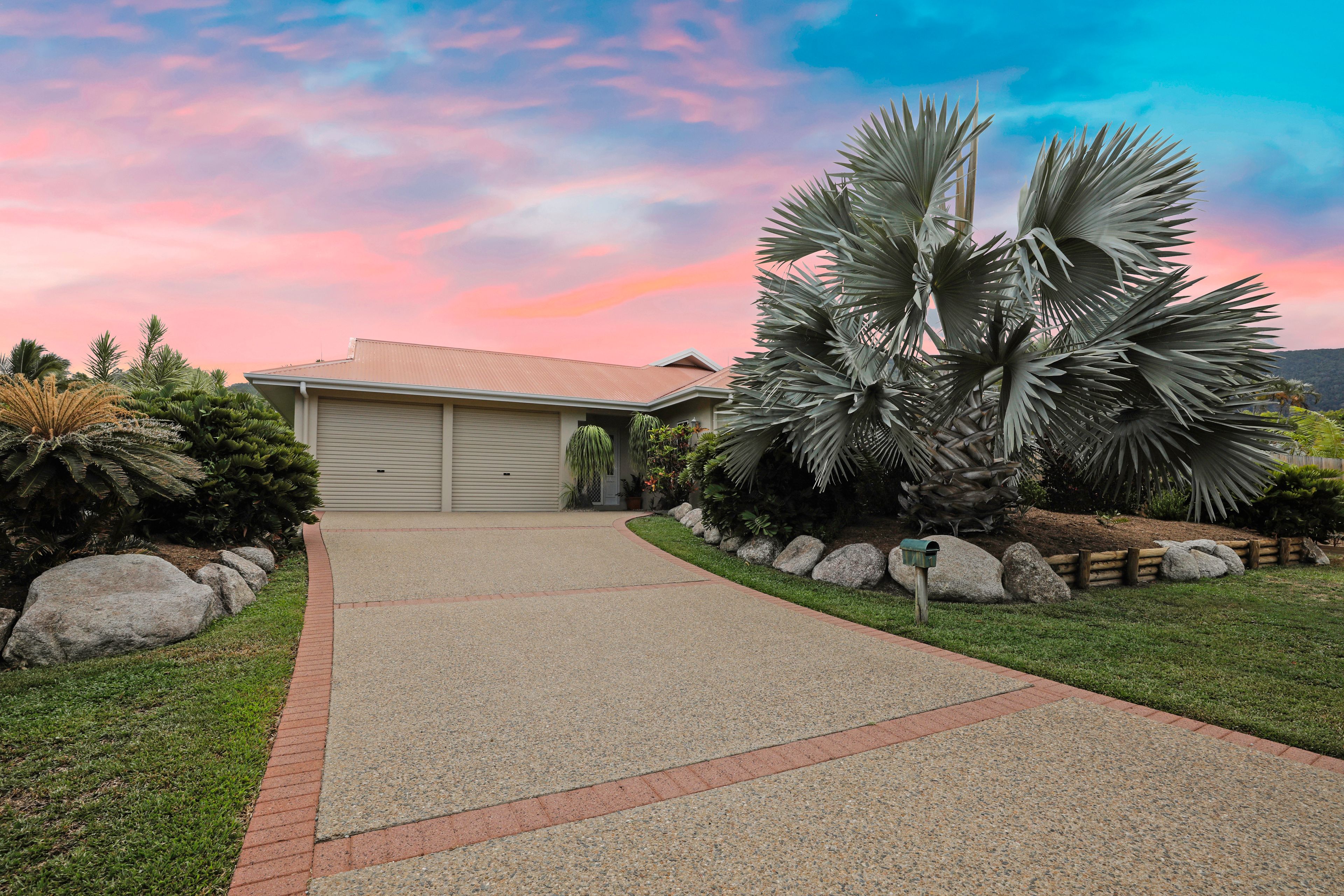 1 Spur Close, Clifton Beach, QLD 4879
