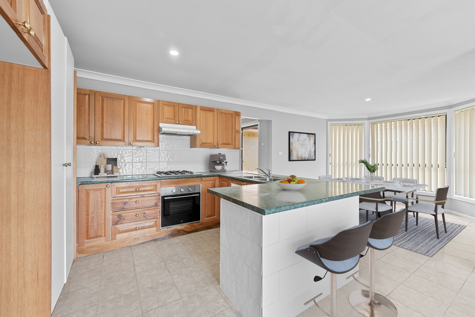 6b Madigan Grove, Thirlmere, NSW 2572