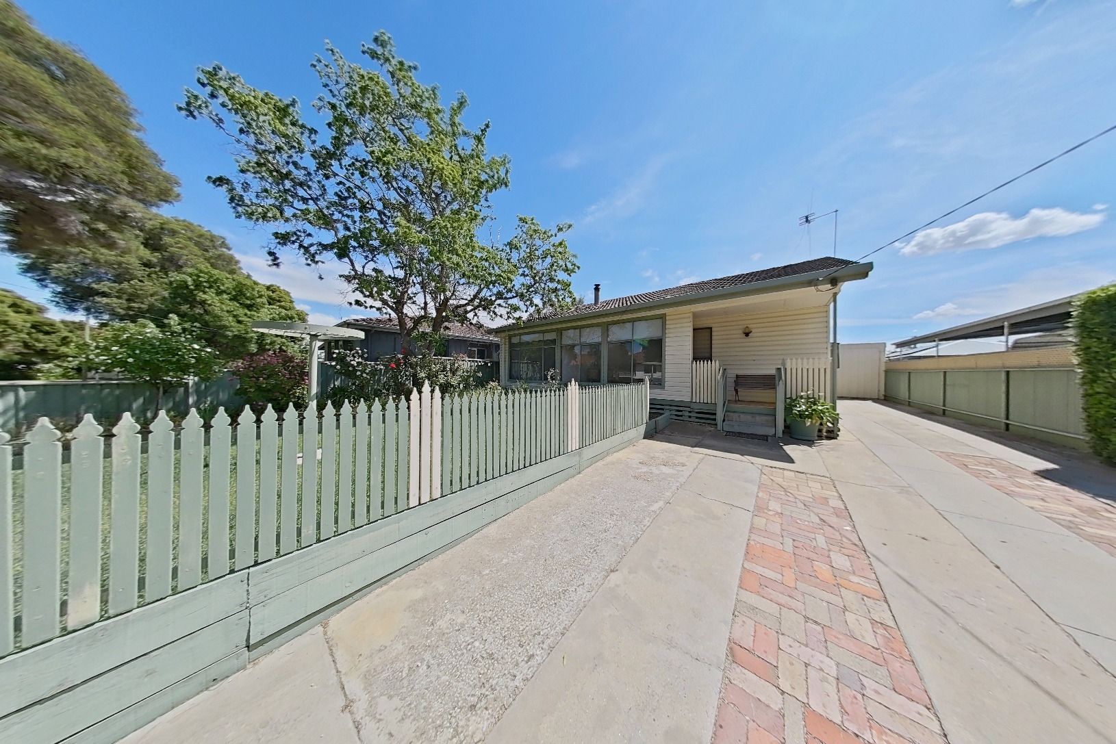6 Hawdon Court — photo 2 of 13