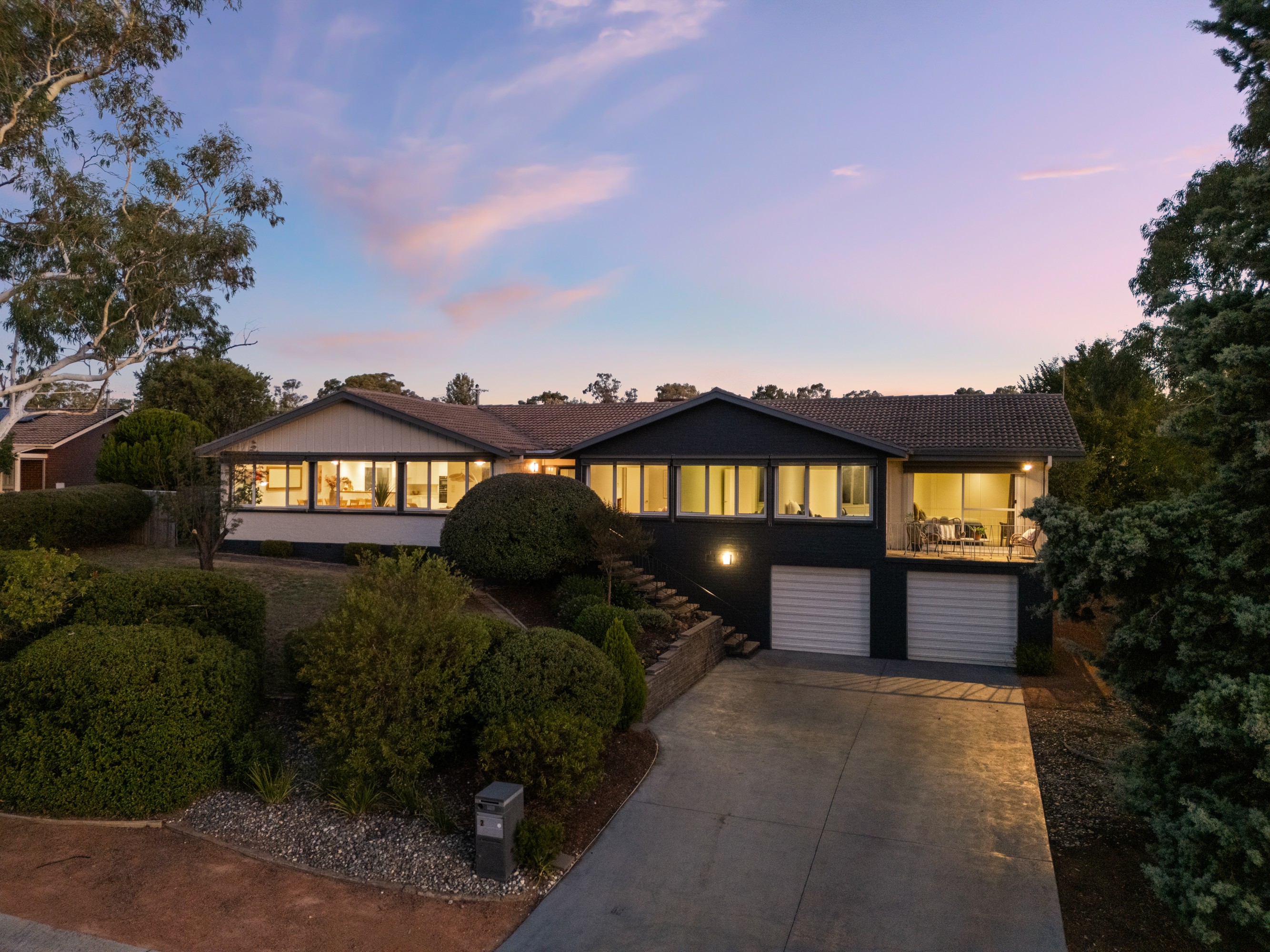 2 Kinleyside Crescent, Weetangera, ACT 2614