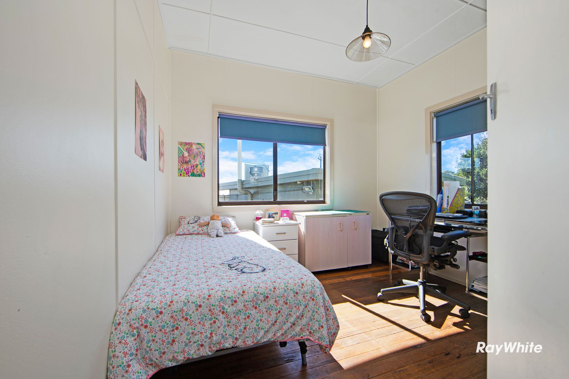 2-4 Trafalgar Road — photo 13 of 30
