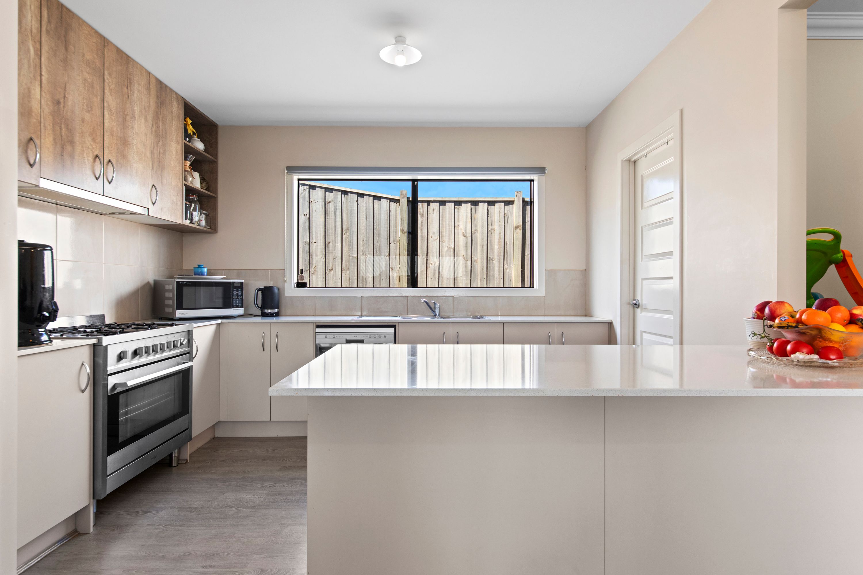 8 Holly Street — photo 4 of 18
