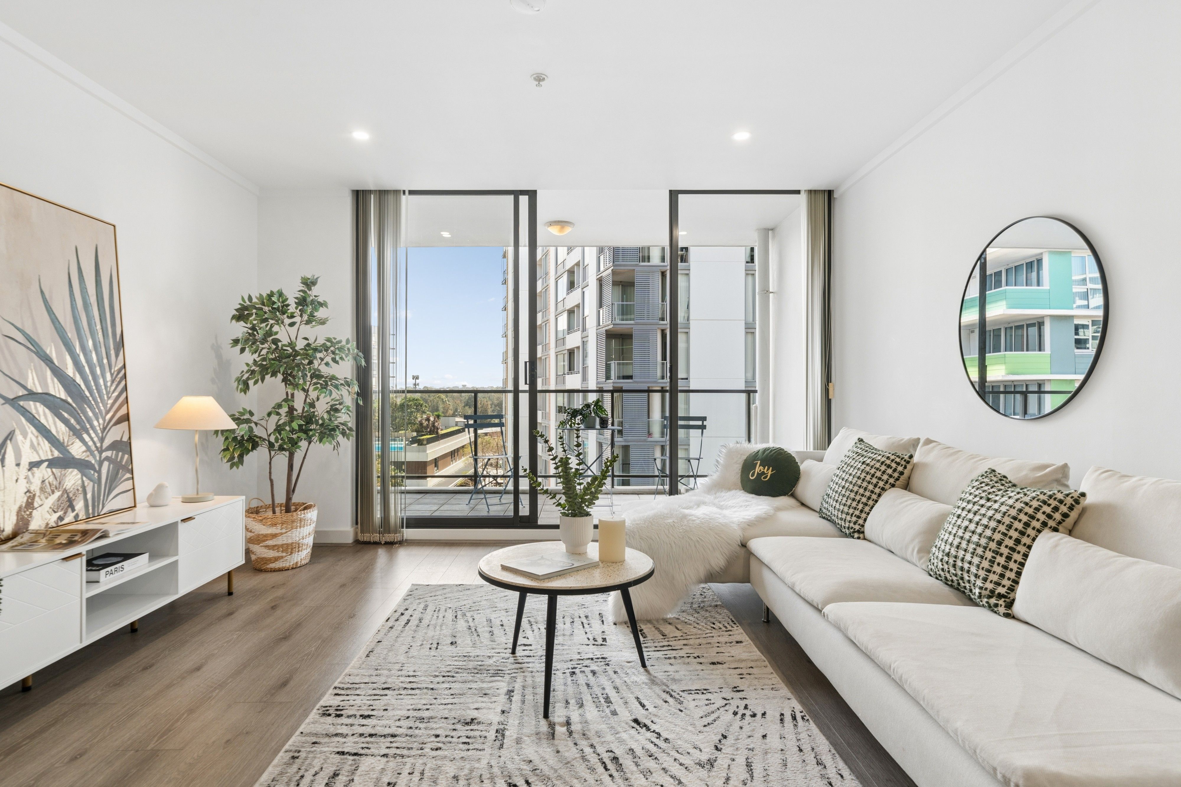 607/35A Arncliffe Street — photo from Ray White Earlwood | Wolli Creek
