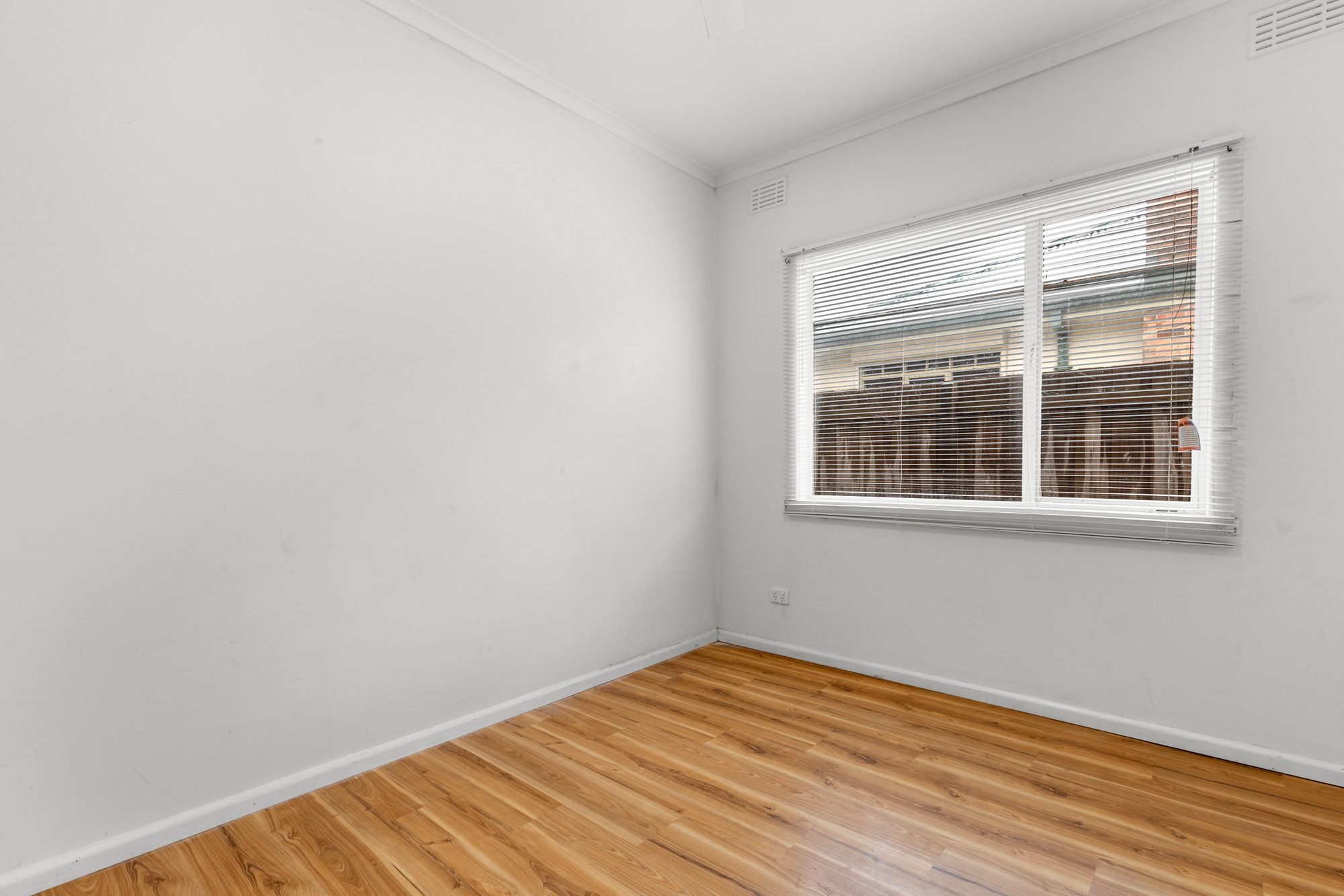 48 Wyndham Street — photo 8 of 25