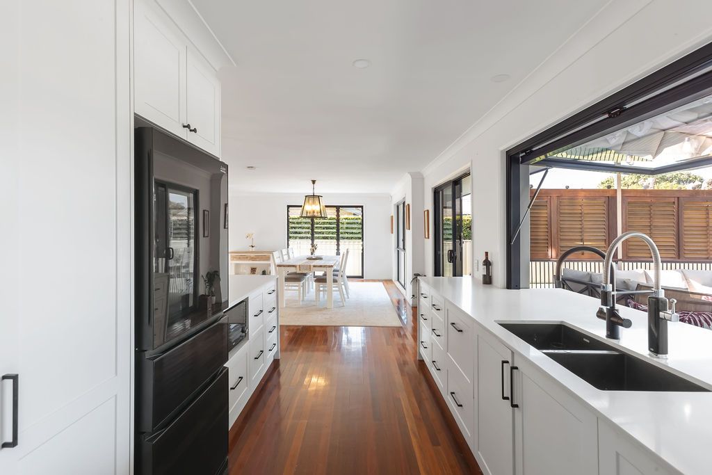 32 Tallebudgera Creek Road — photo 9 of 26