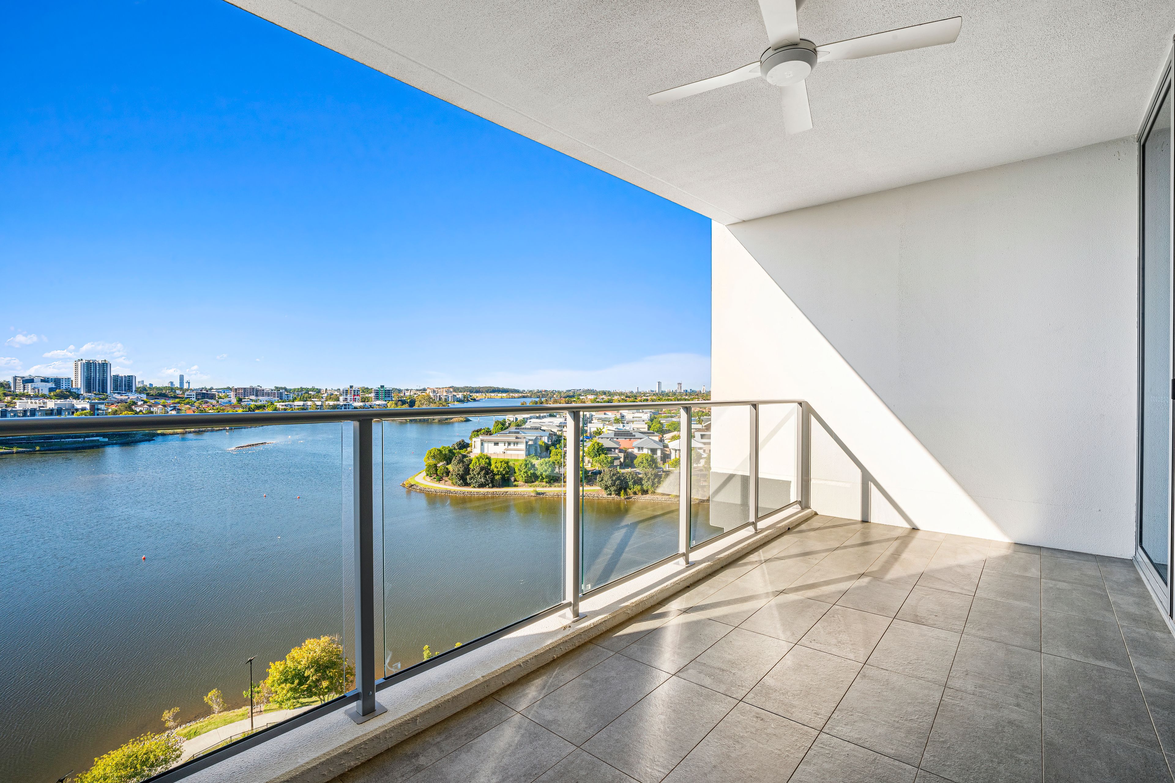 2705/397 CHRISTINE Avenue, Varsity Lakes, QLD 4227