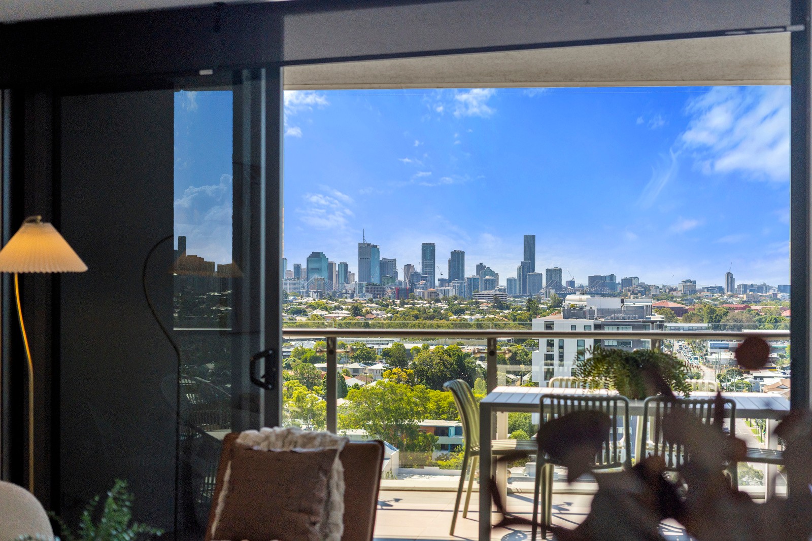 11205/300 Old Cleveland Road, Coorparoo, QLD 4151