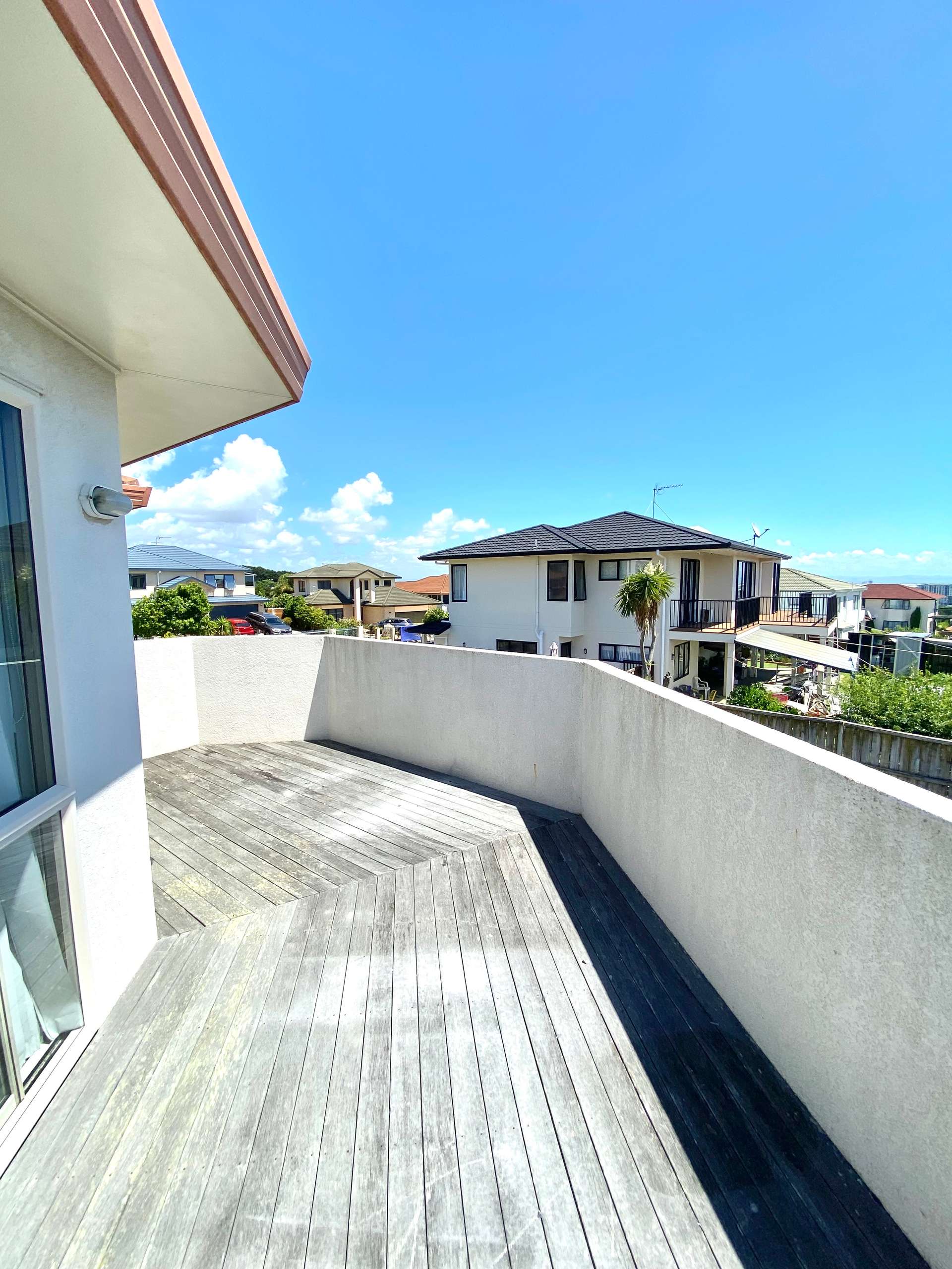 10 Macadamia Close photo 4