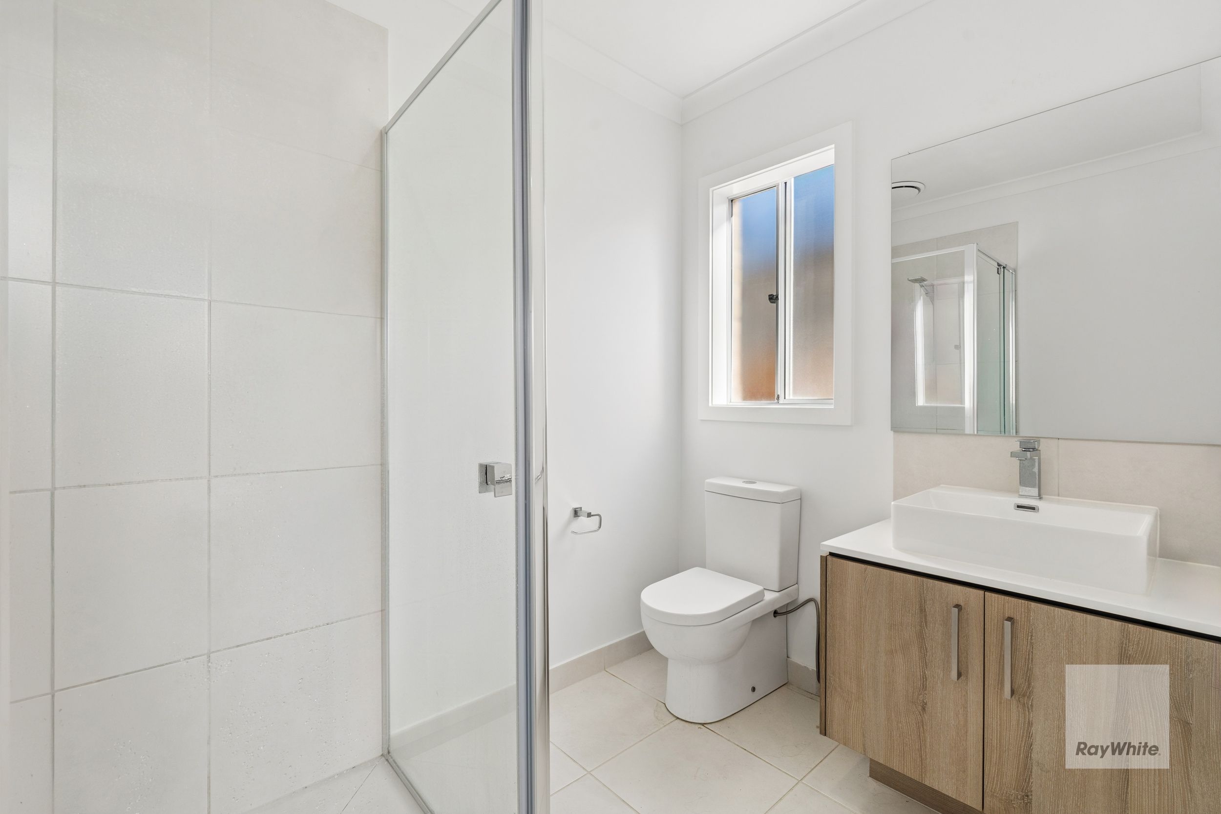 17 Stodart Street — photo 3 of 16