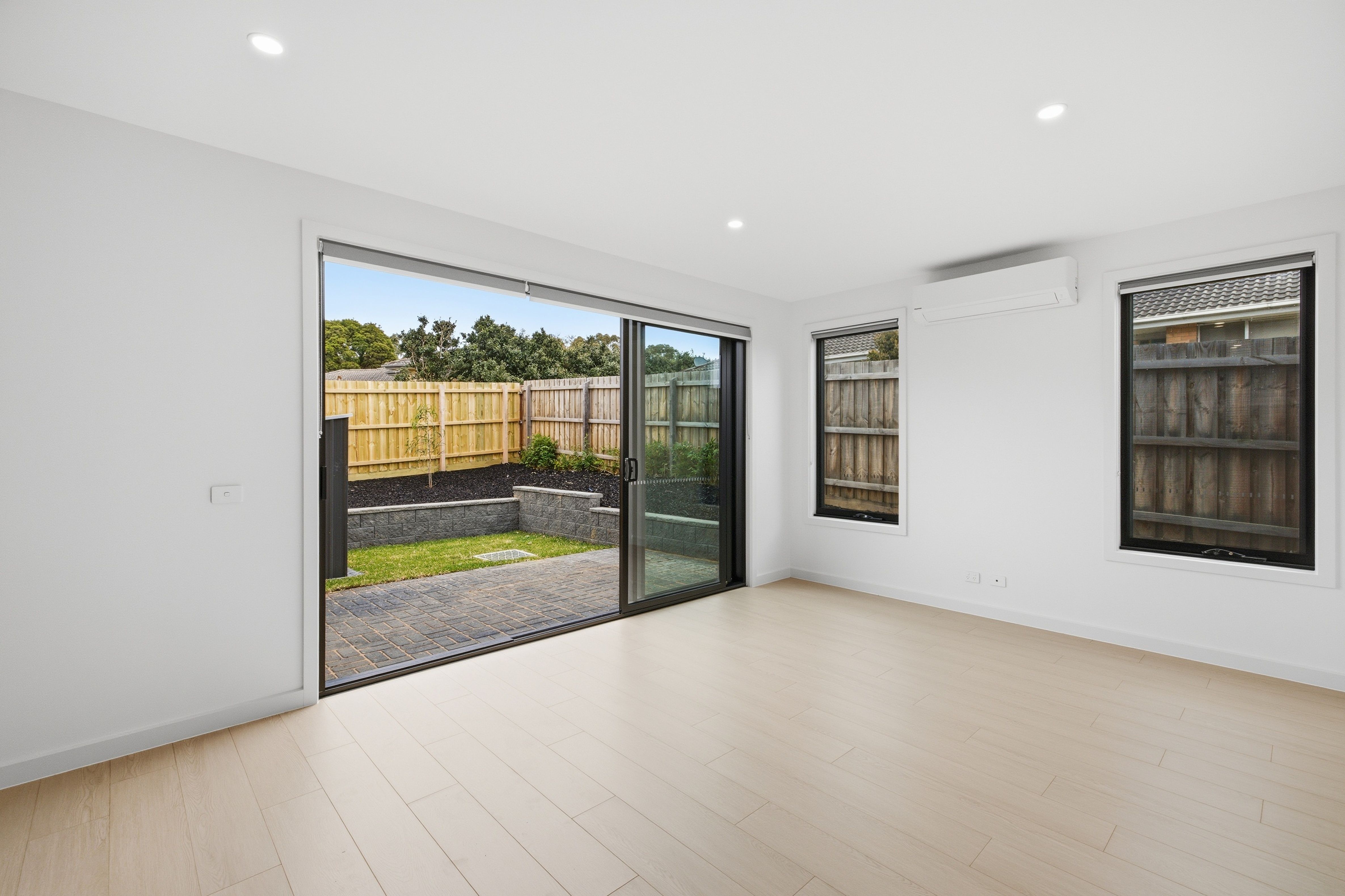 1B Finch Street — photo 3 of 7