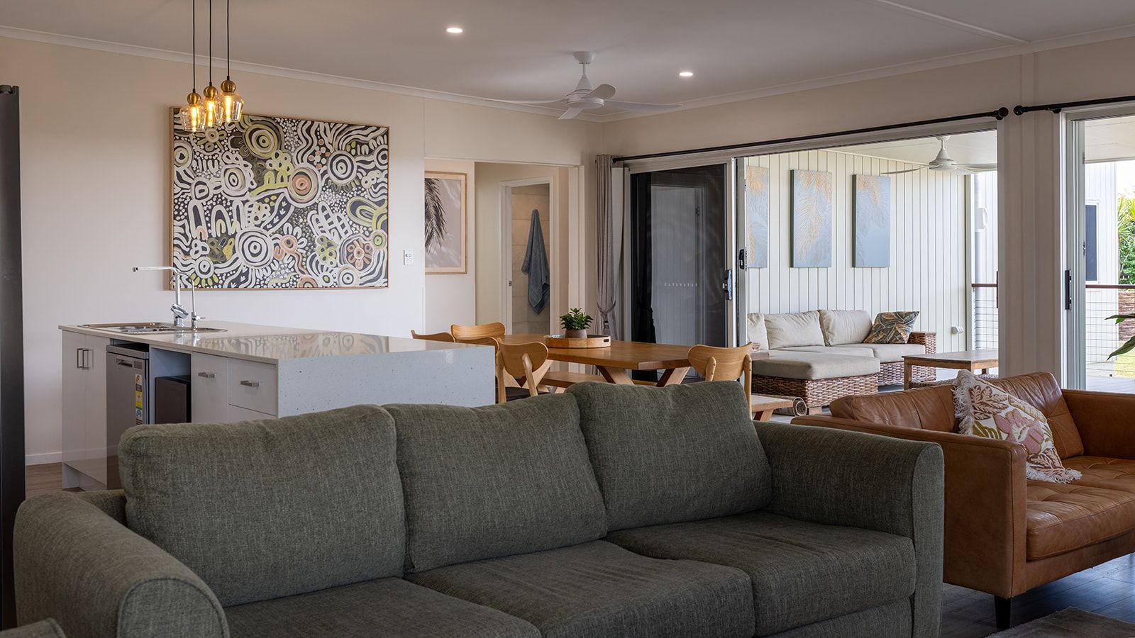 7 Atlantis Boulevard — photo 14 of 30