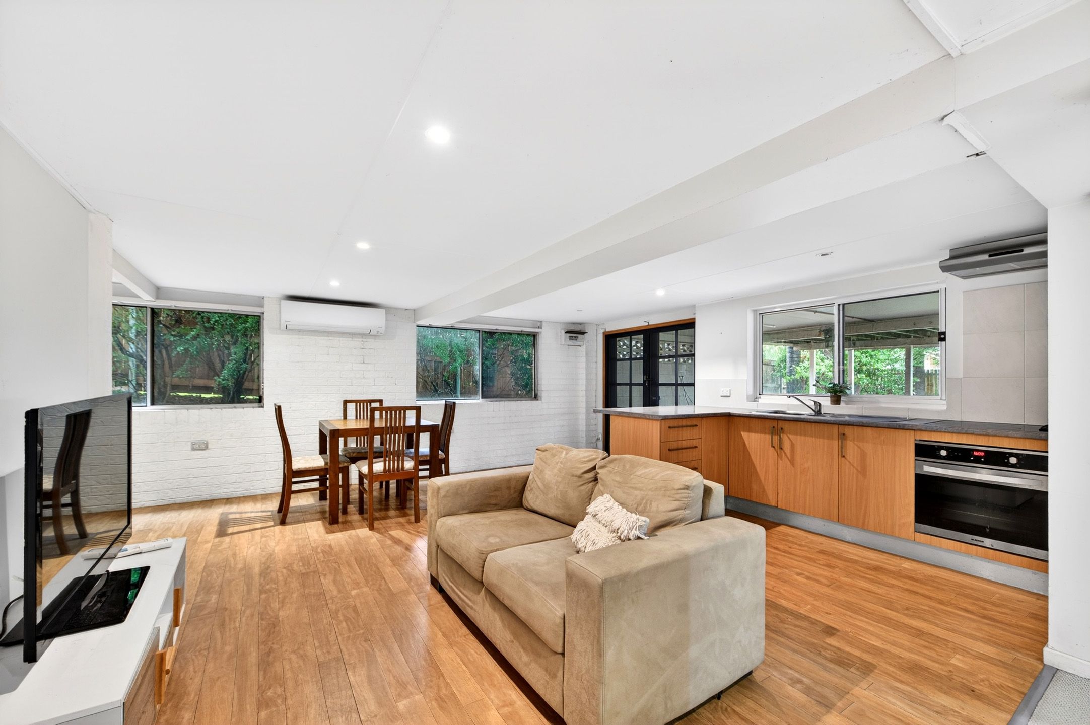 30 Parkmore Street — photo 14 of 22