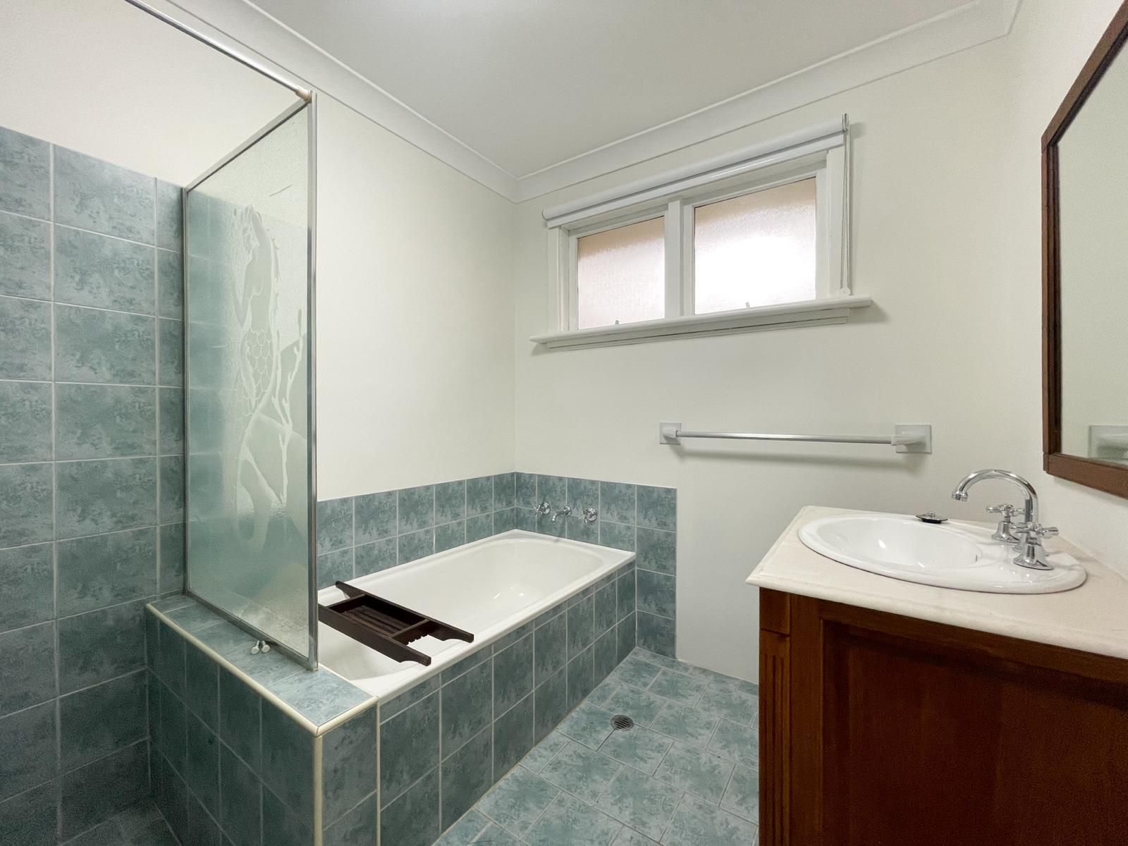 8 Cuthel Place — photo 6 of 10