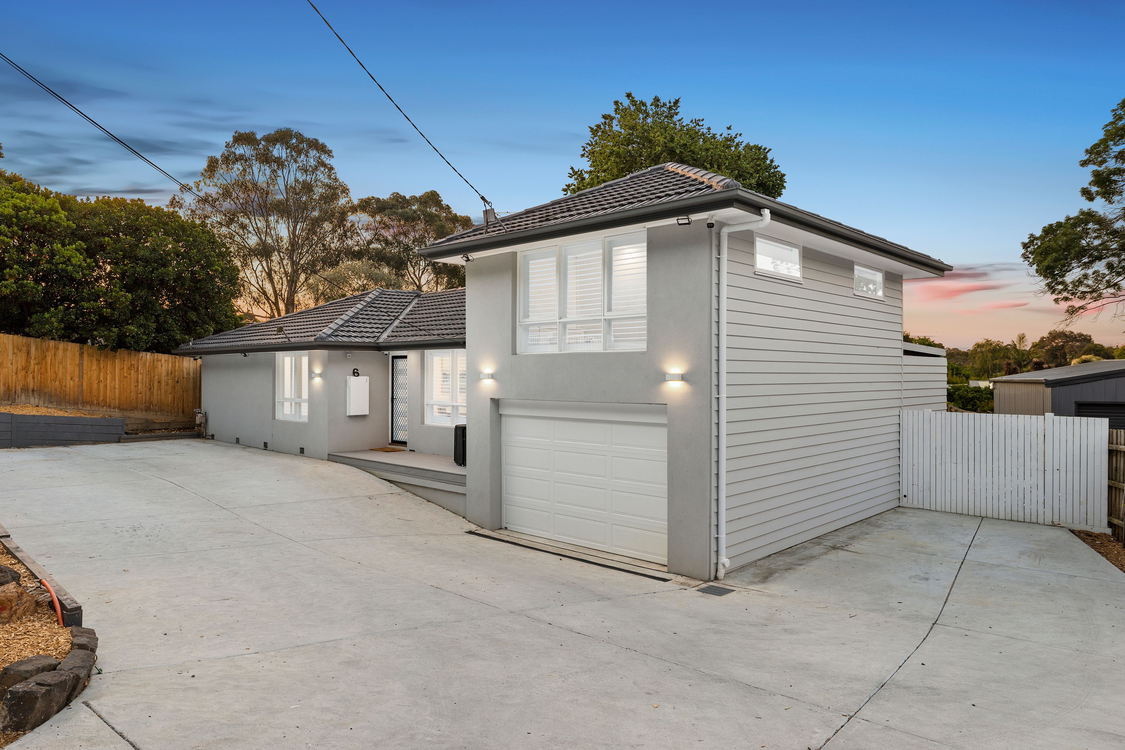 6 Blackwood Park Road, Ferntree Gully, VIC 3156