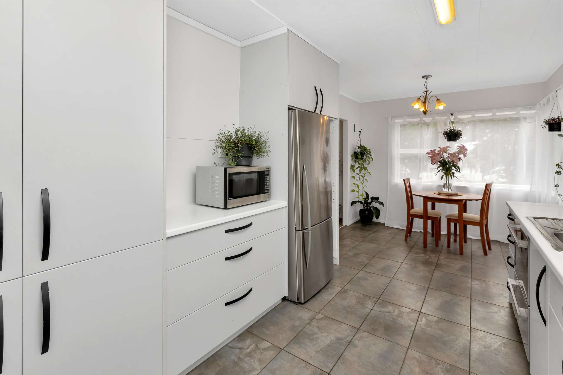 35 Tui Crescent photo 8