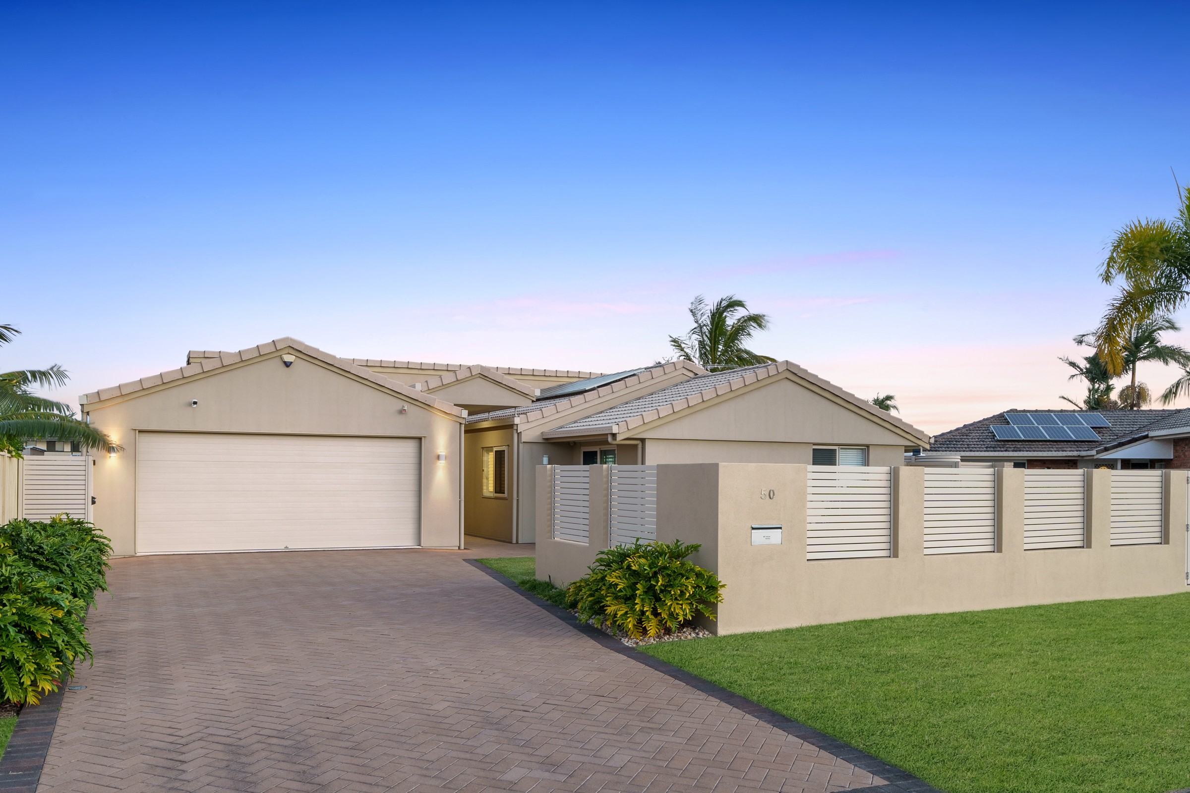 50 Southern Cross Drive, Newport, QLD 4020