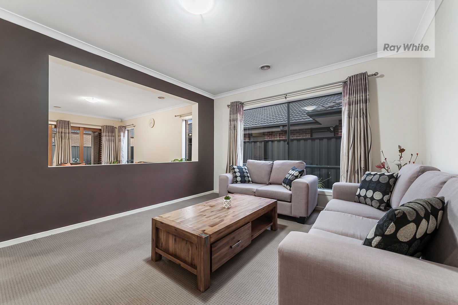104 Huntington Drive, Craigieburn, VIC 3064