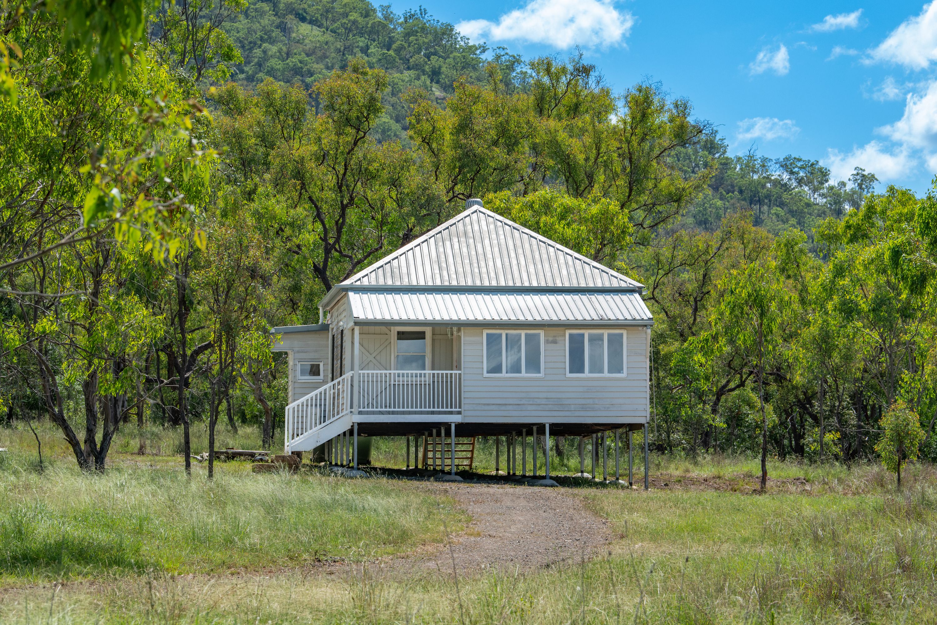 "Rossmore Retreat" 257 Rossmore Road, Kilkivan, QLD 4600 Rural