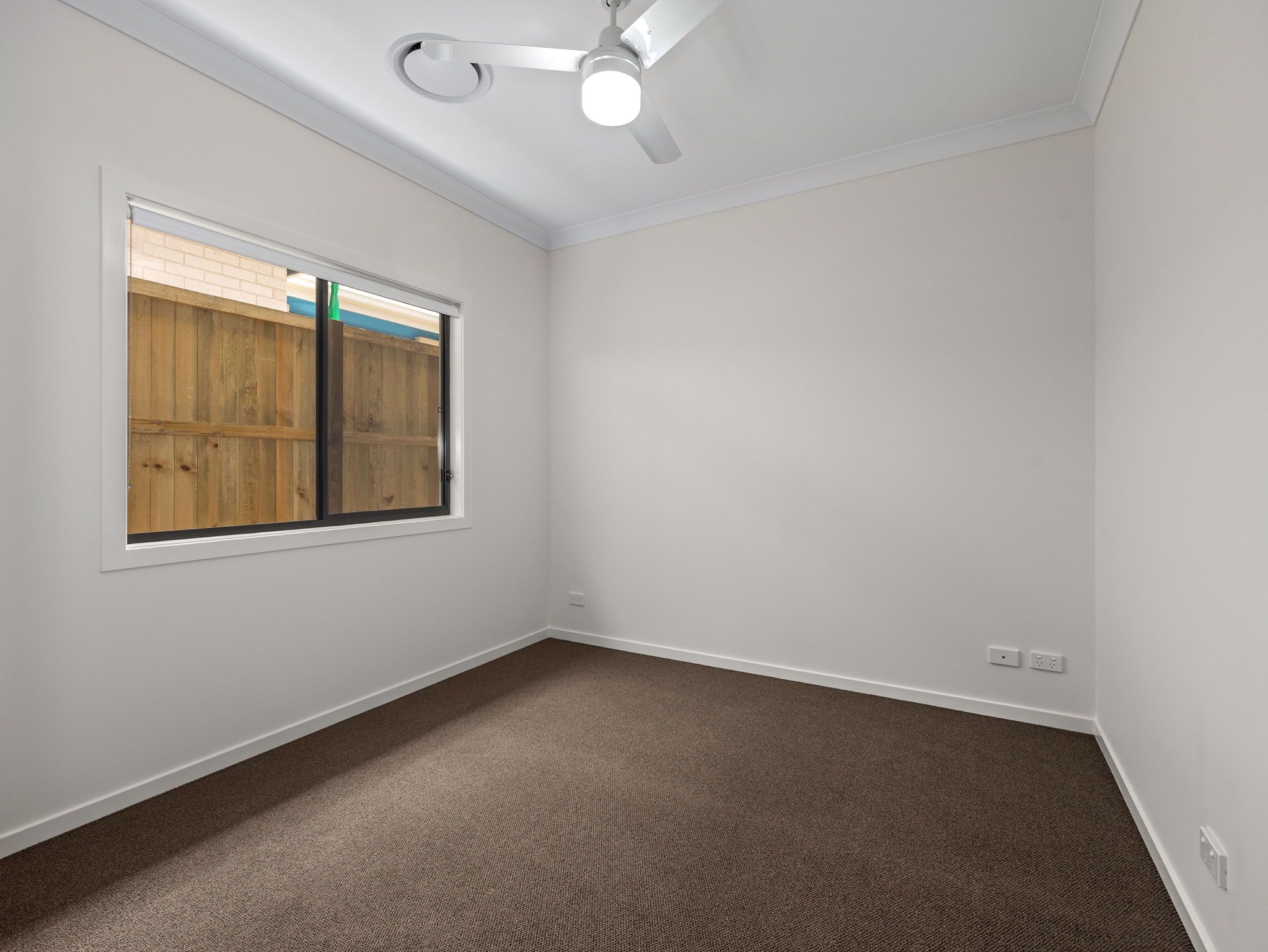 4 Gully Street, Flinders View, QLD 4305
