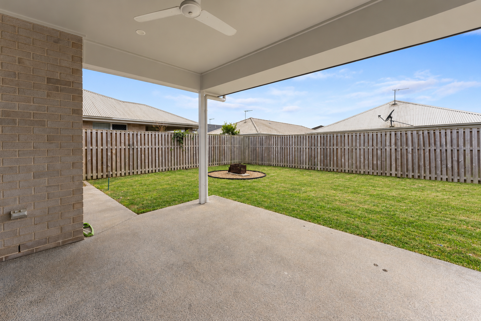6 Brushbox Street — photo 7 of 17