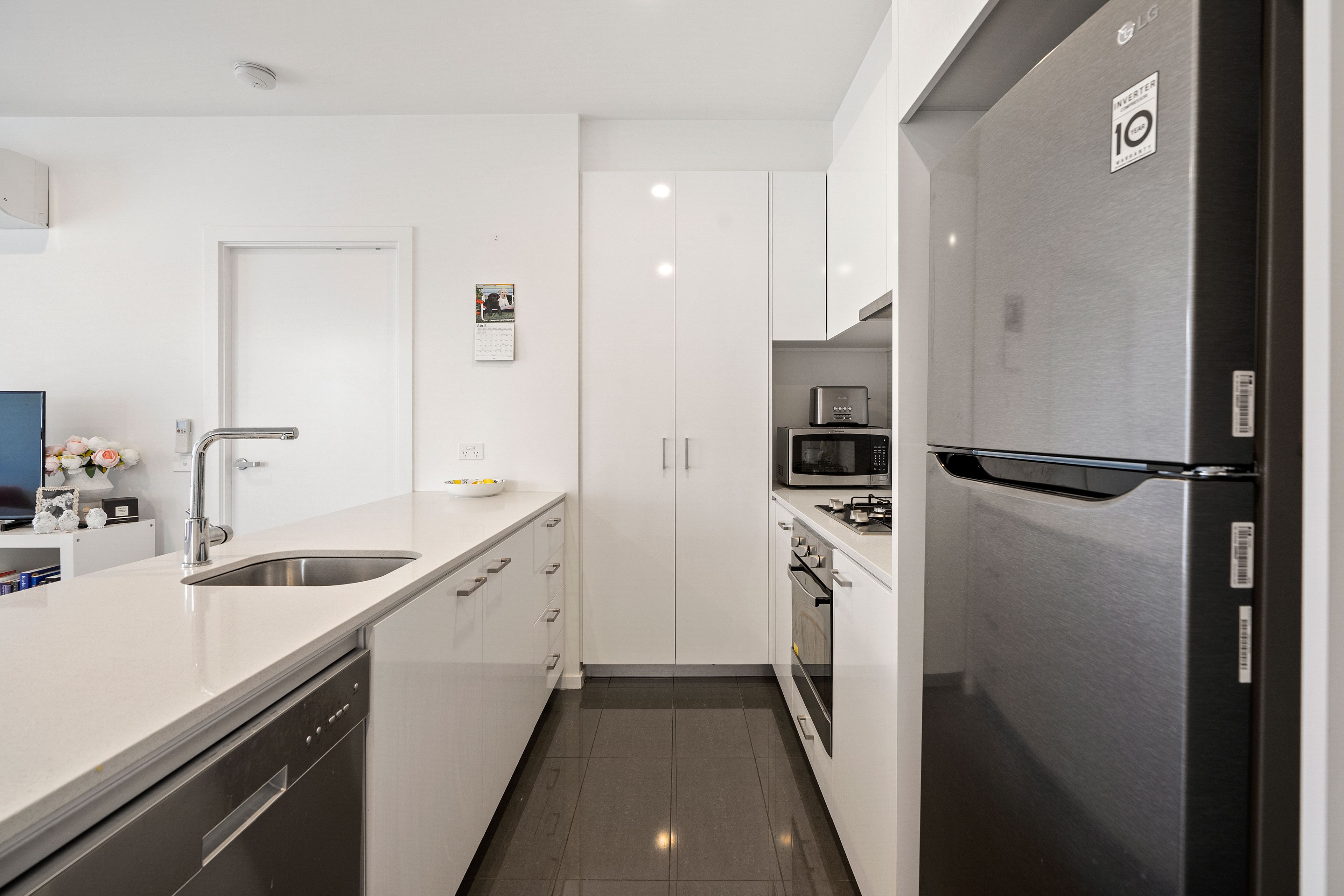 802a/400 Burwood Highway, Wantirna South, VIC 3152