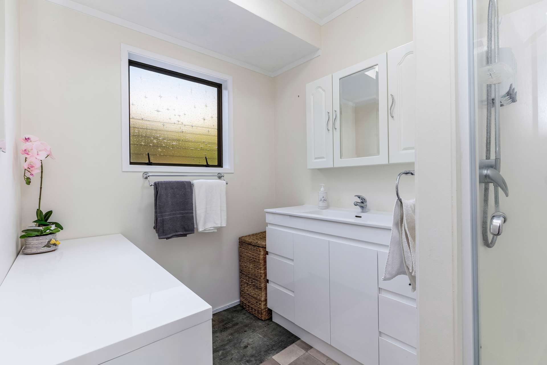 1/2 Orewa Street photo 14