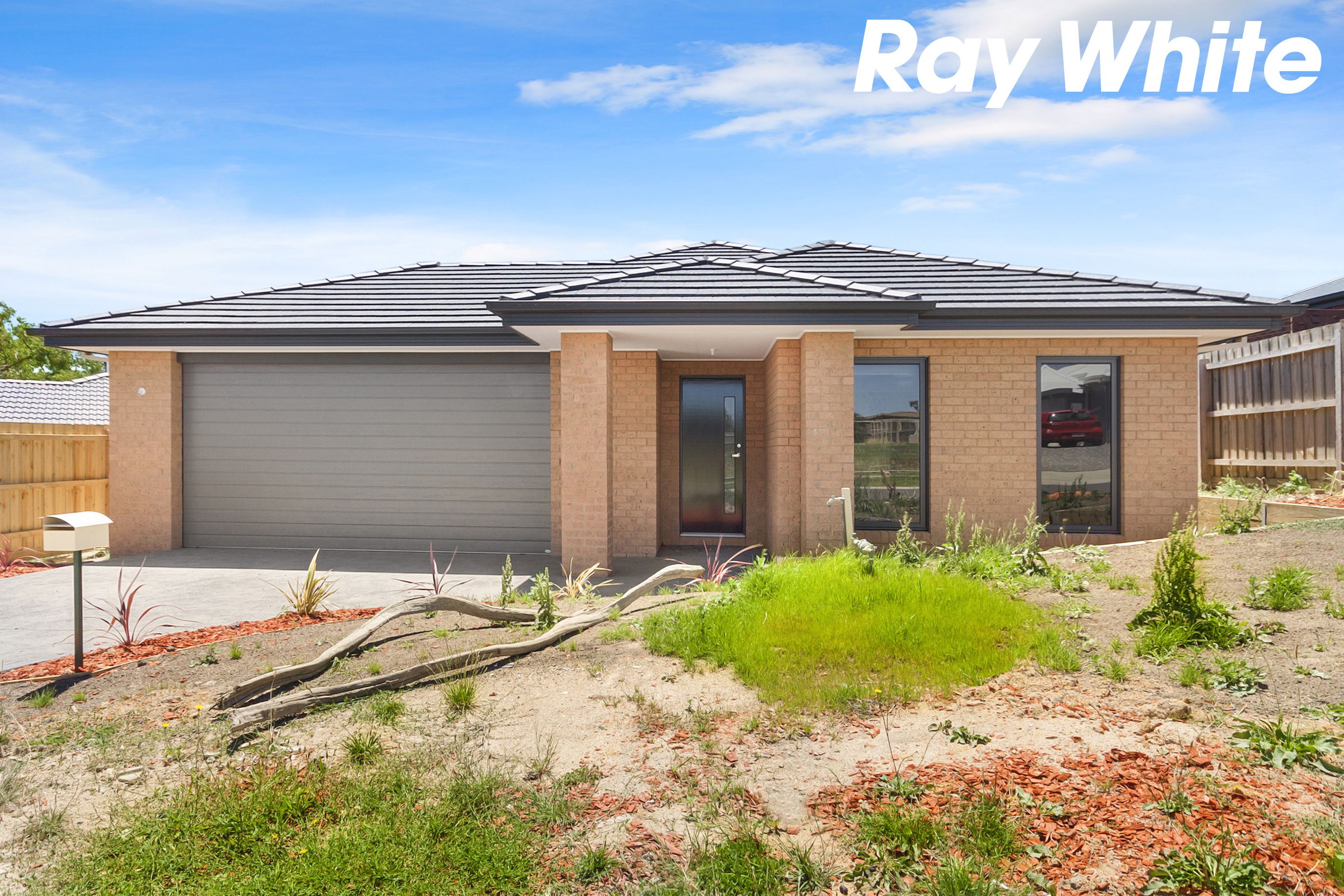 119 Manna Gum Drive, Pakenham, VIC 3810